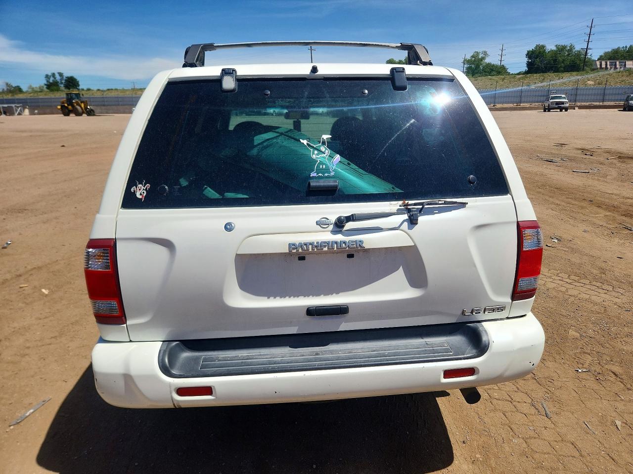 2001 Nissan Pathfinder S White vin: JN8DR09Y91W594025