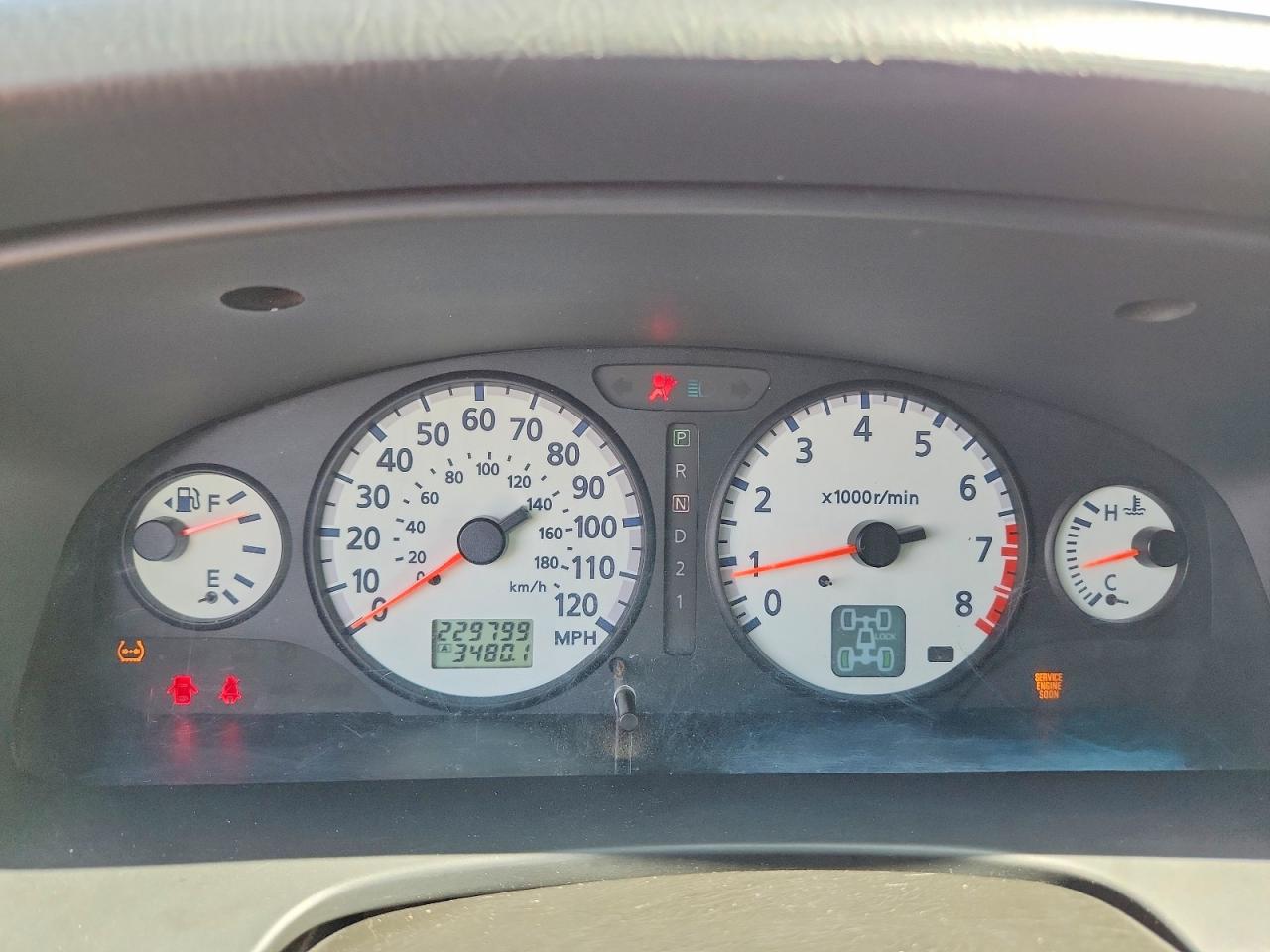 2003 Nissan Pathfinder Se White vin: JN8DR09Y93W837674