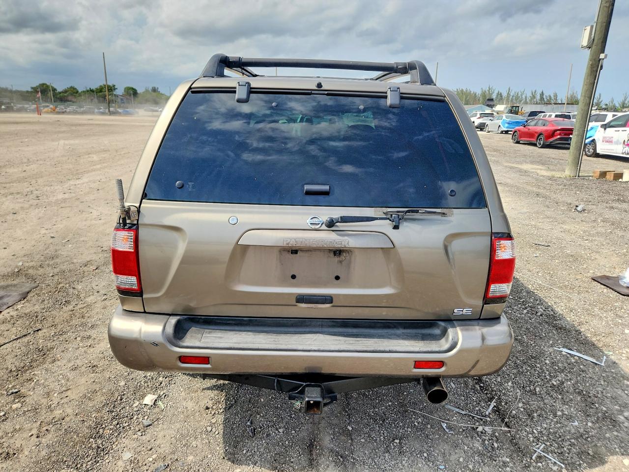 2004 Nissan Pathfinder Se Tan vin: JN8DR09Y94W920183