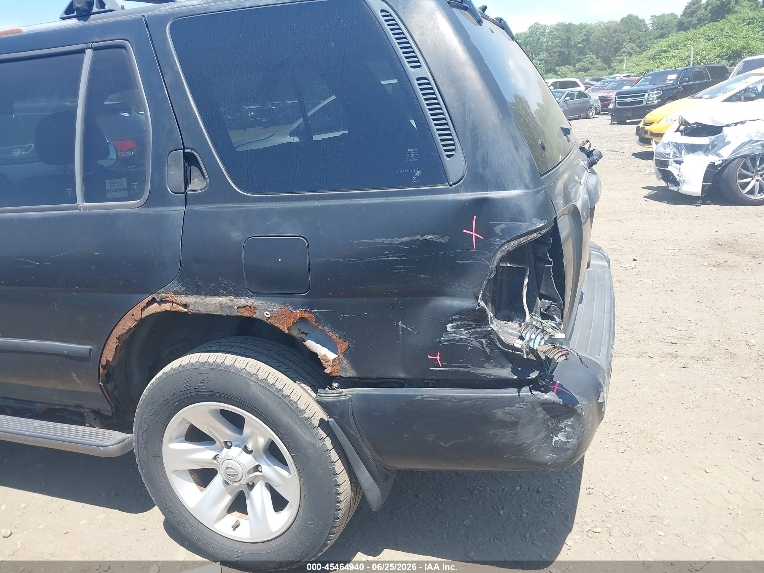 2002 Nissan Pathfinder Le Black vin: JN8DR09YX2W701732