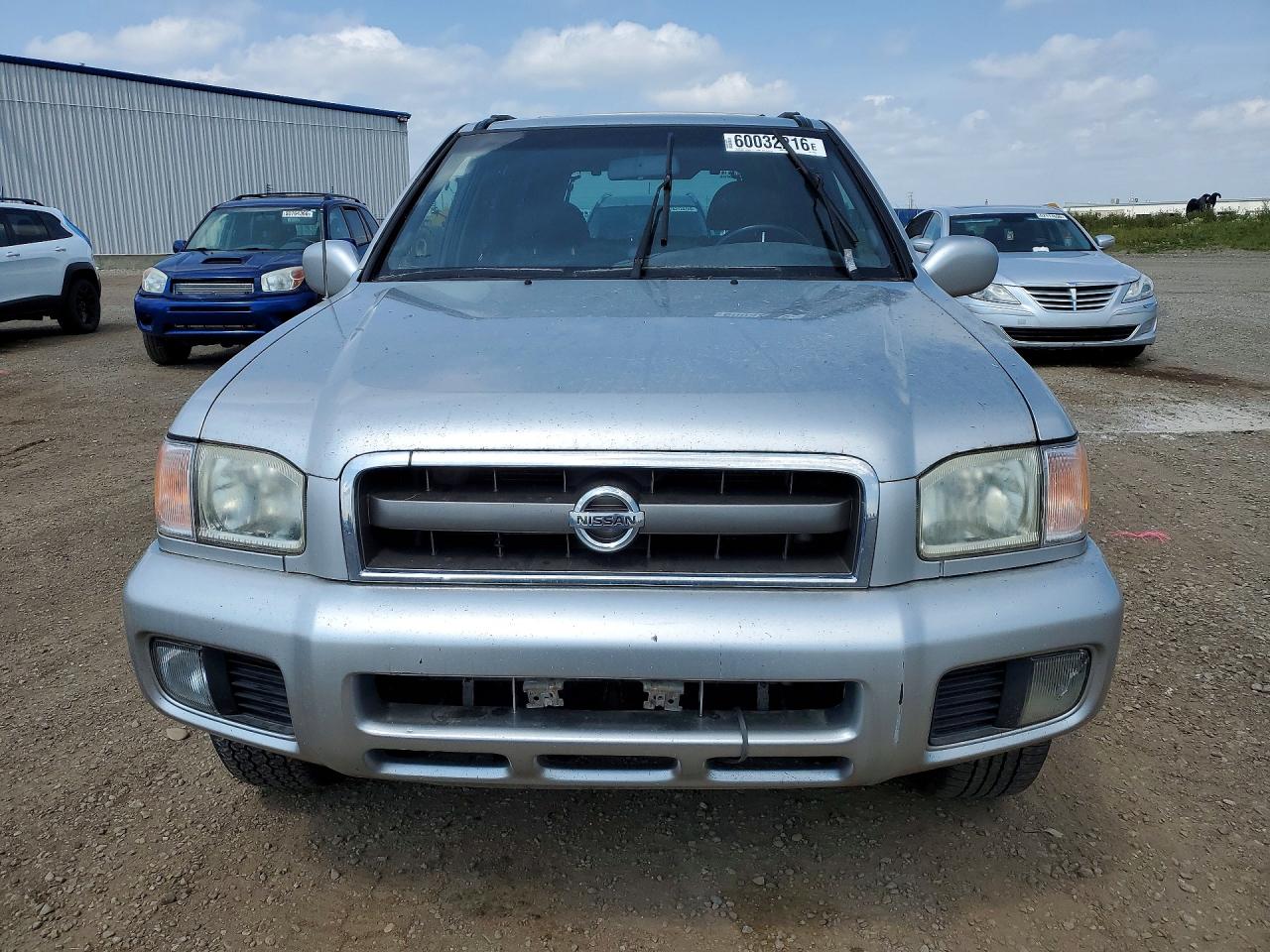 2002 Nissan Pathfinder Silver vin: JN8DR09YX2W707952