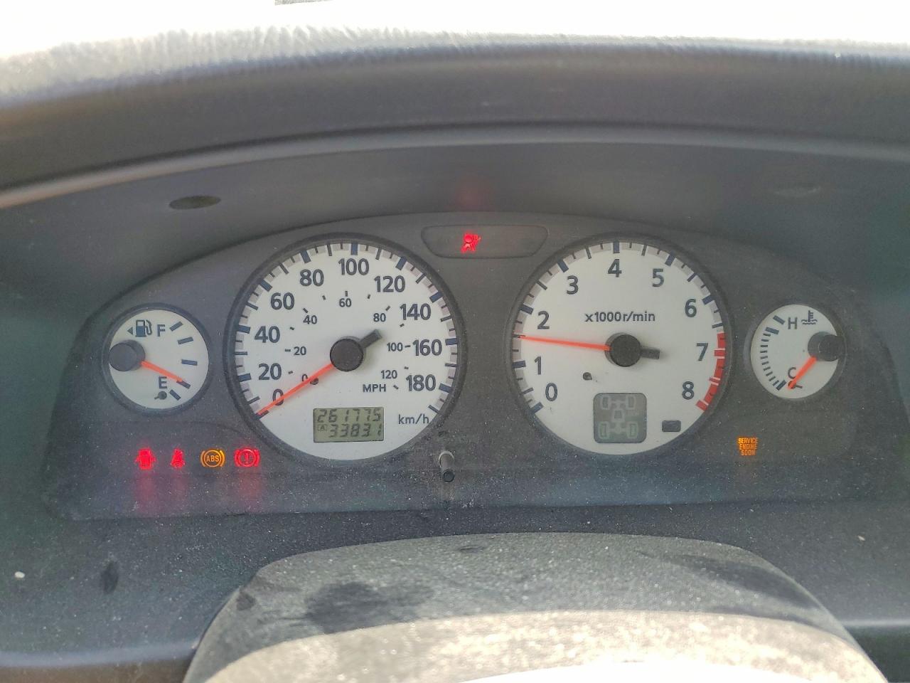 2002 Nissan Pathfinder Silver vin: JN8DR09YX2W707952