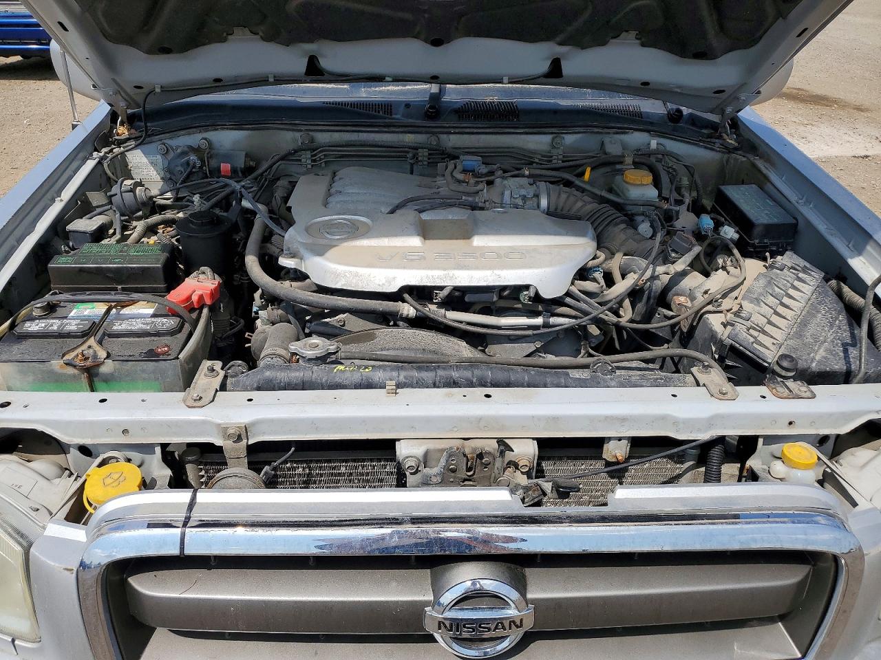 2002 Nissan Pathfinder Silver vin: JN8DR09YX2W707952
