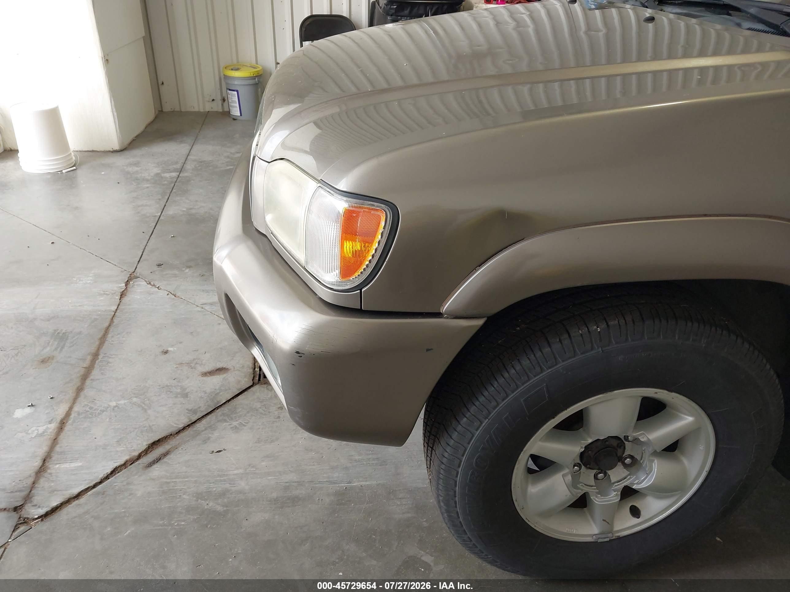 2002 Nissan Pathfinder Se Brown vin: JN8DR09YX2W712228