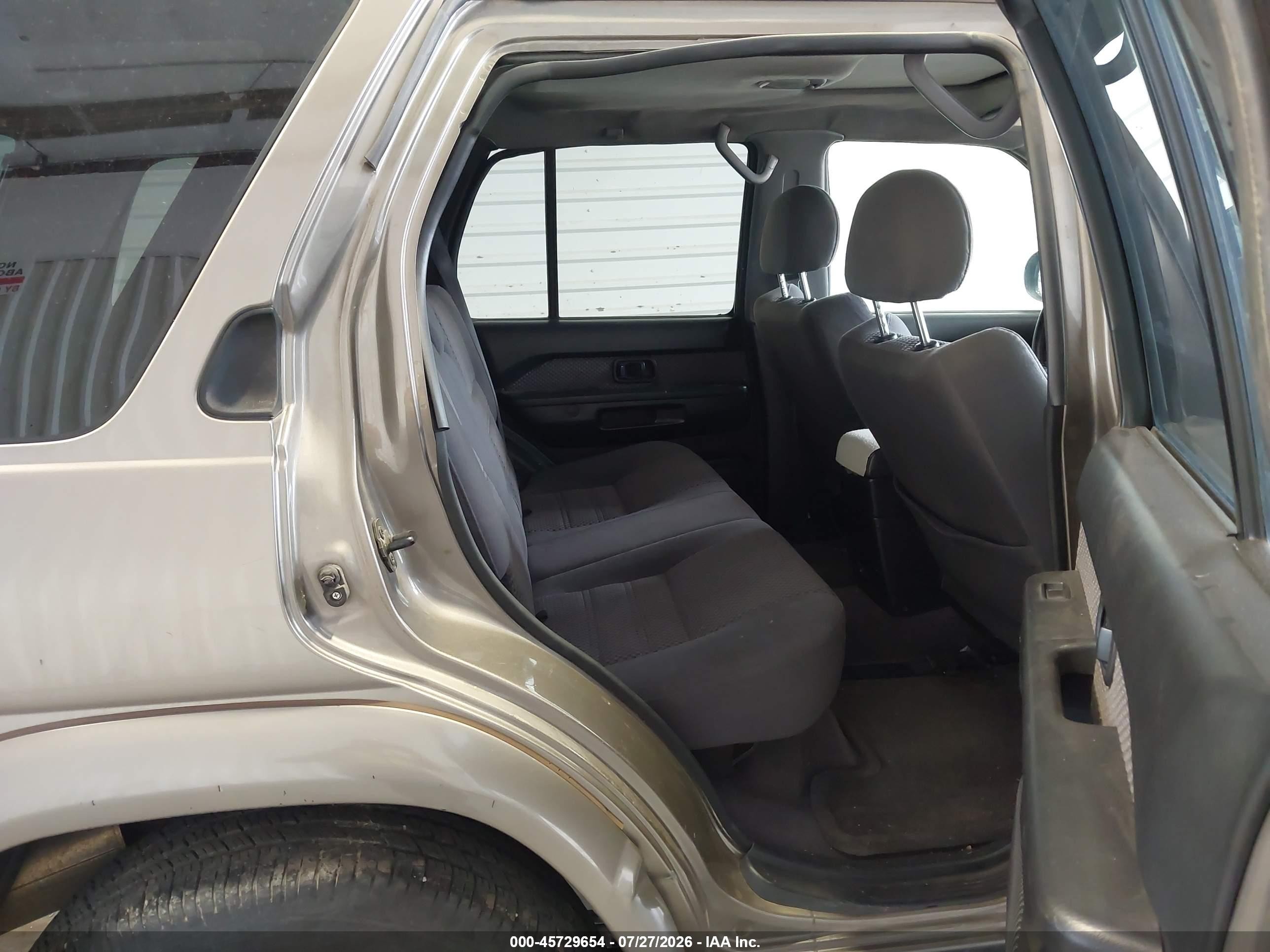 2002 Nissan Pathfinder Se Brown vin: JN8DR09YX2W712228