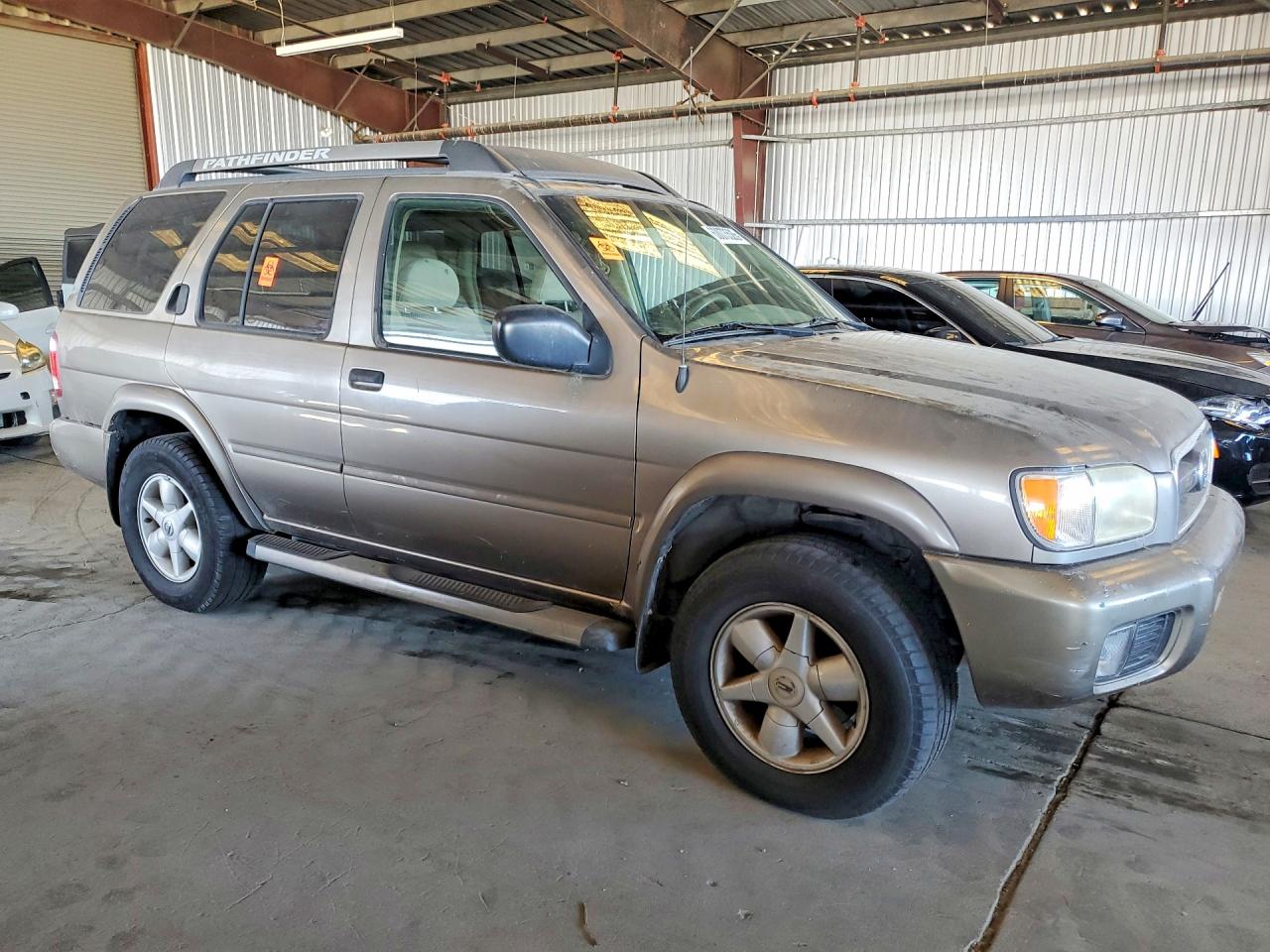 2002 Nissan Pathfinder Le/se Tan vin: JN8DR09YX2W743267