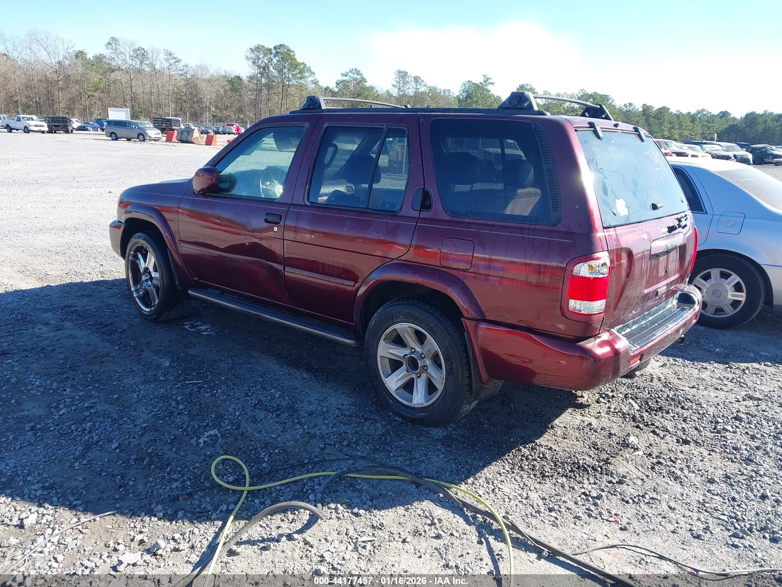 2003 Nissan Pathfinder Le Burgundy vin: JN8DR09YX3W839420