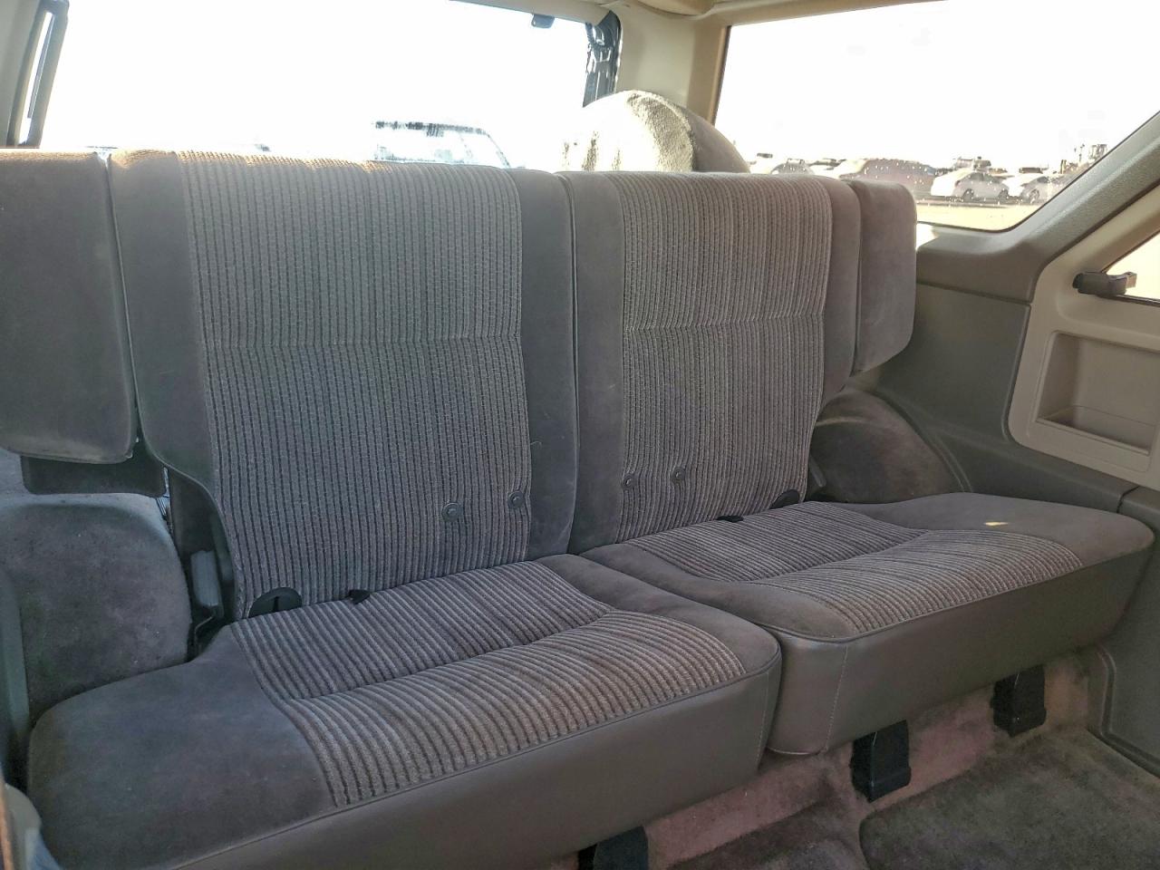 1988 Nissan Pathfinder Black vin: JN8HD16Y0JW025560