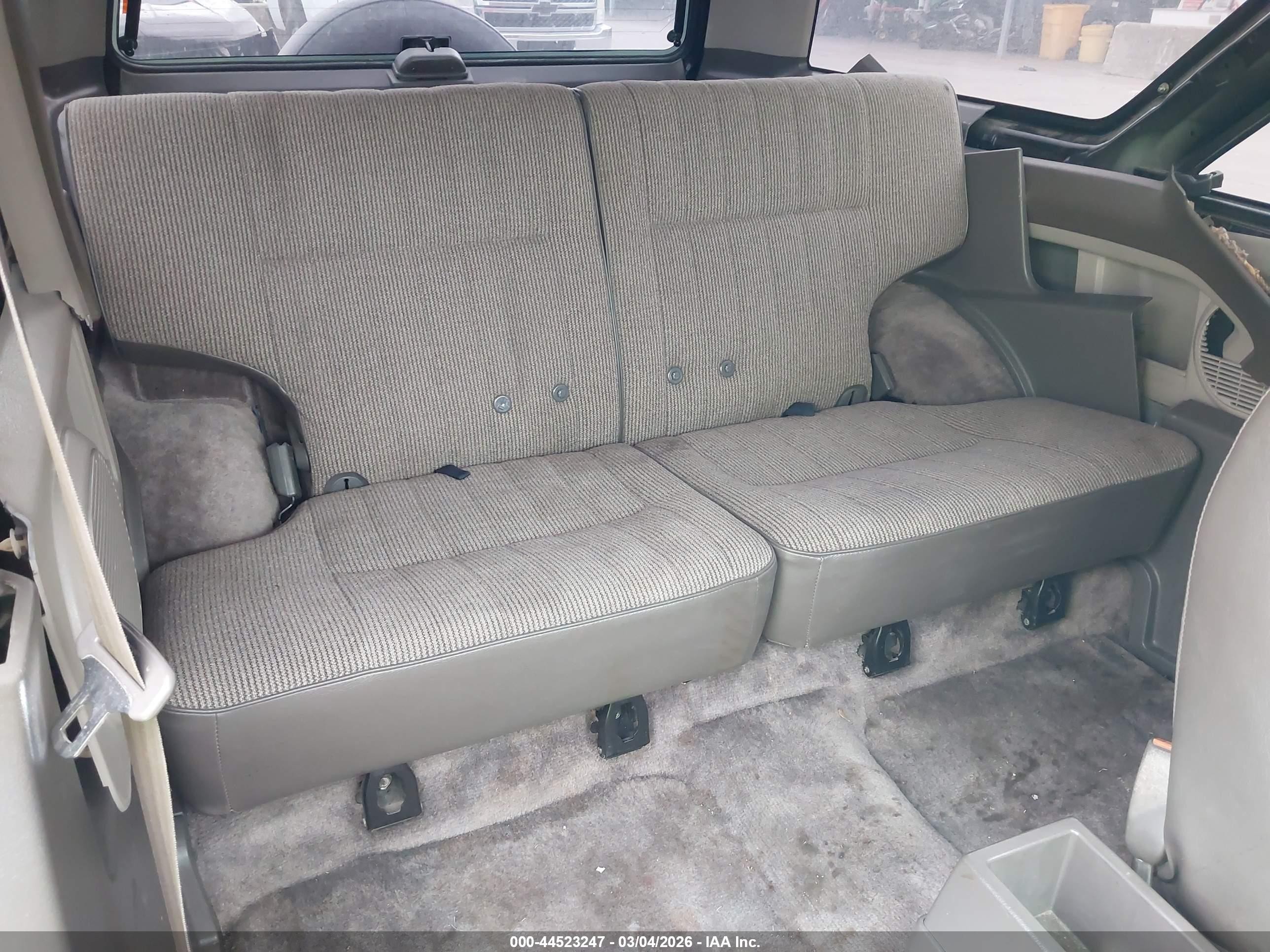 1988 Nissan Pathfinder   Black vin: JN8HD16Y1JW028497