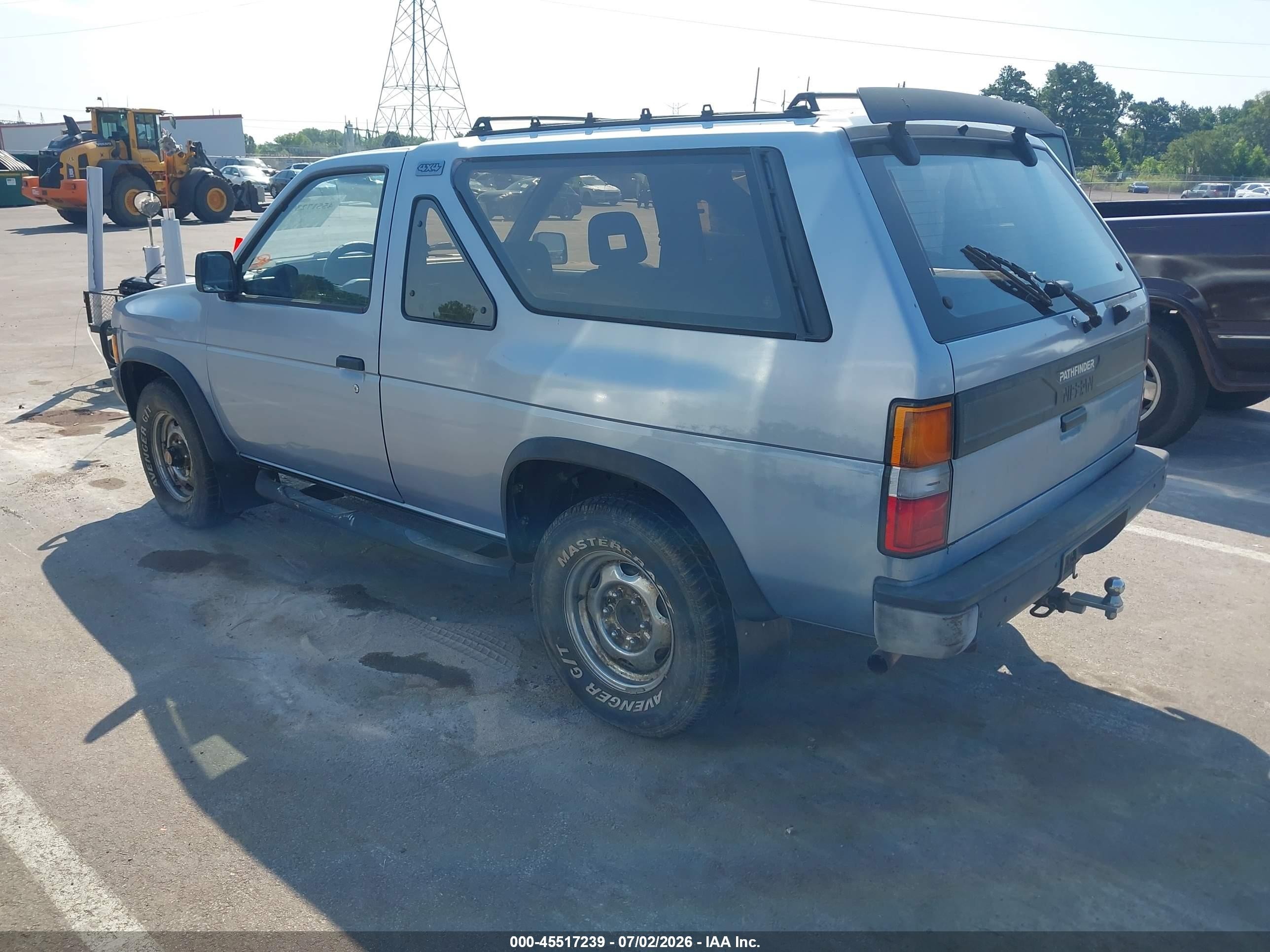 1987 Nissan Pathfinder   Blue vin: JN8HD16Y2HW015221