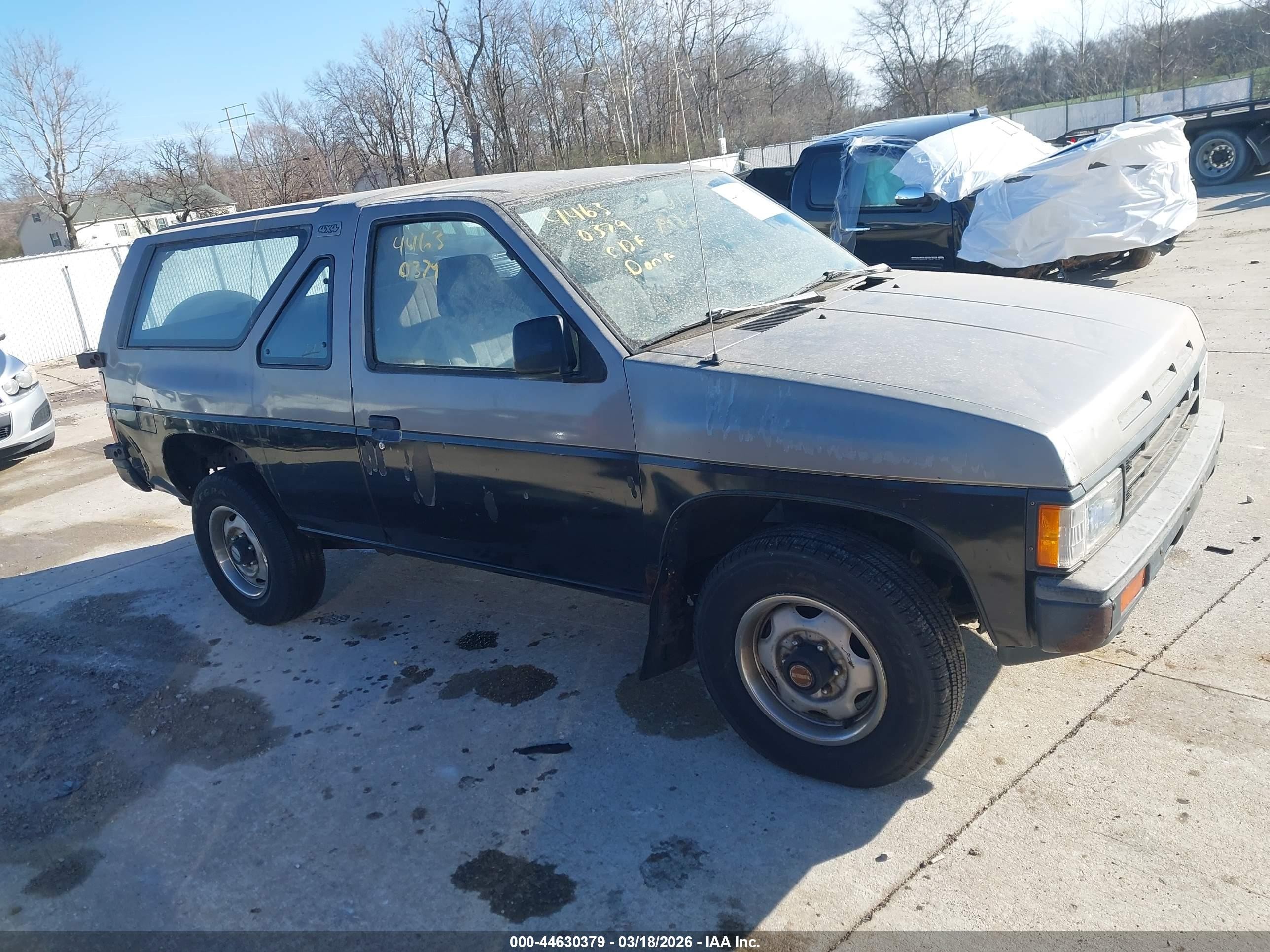 1987 Nissan Pathfinder   Black vin: JN8HD16Y5HW018792