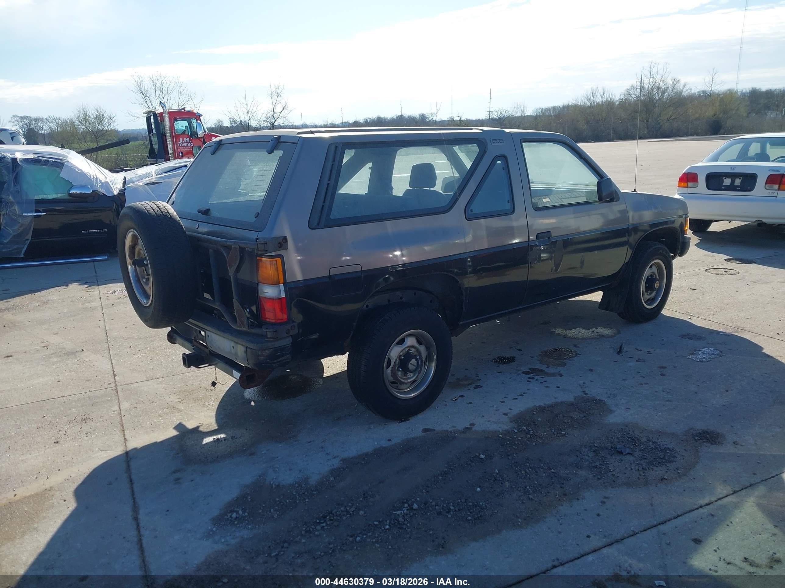1987 Nissan Pathfinder   Black vin: JN8HD16Y5HW018792