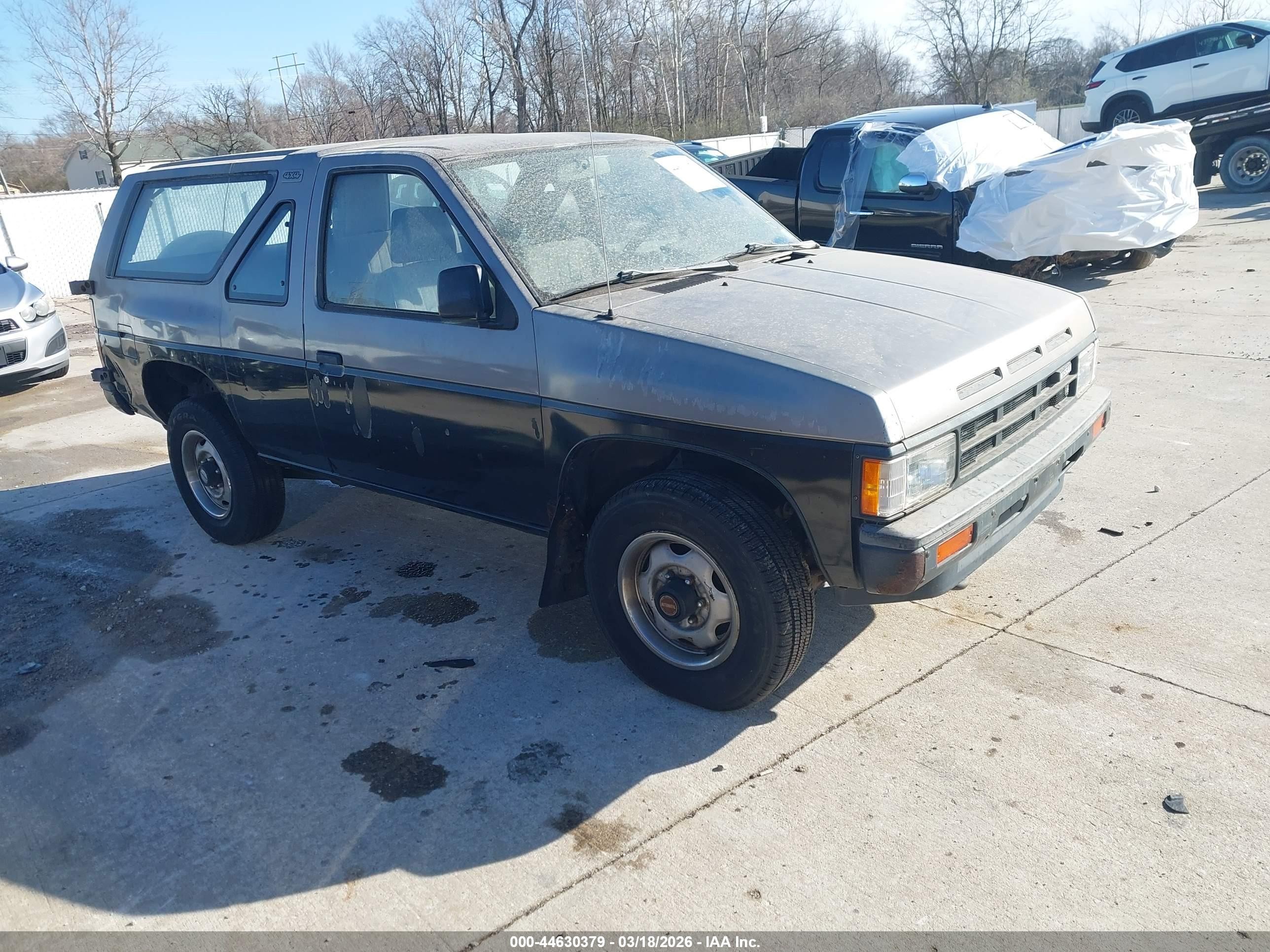 1987 Nissan Pathfinder   Black vin: JN8HD16Y5HW018792