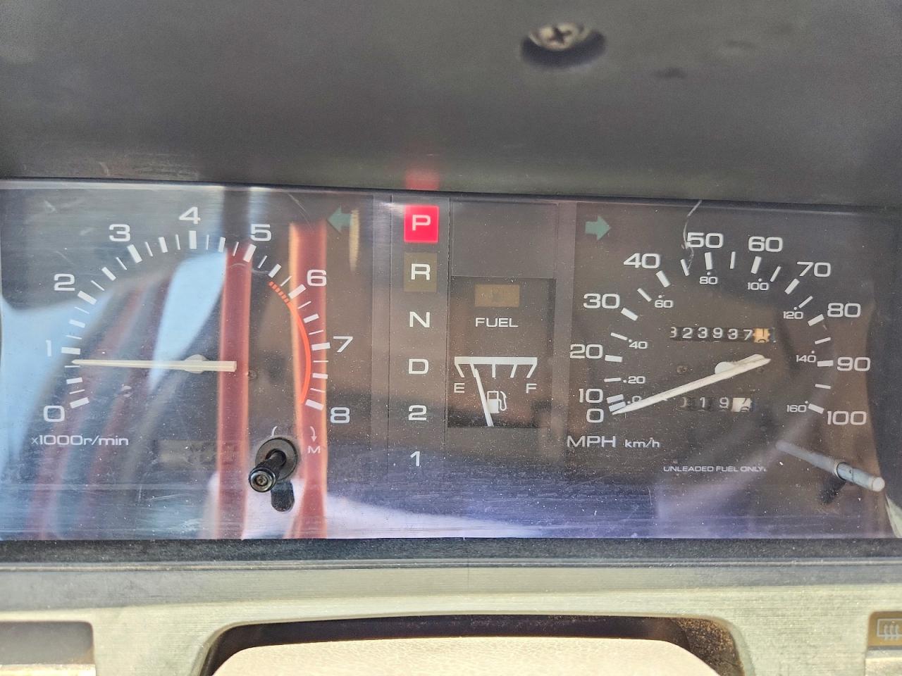 1990 Nissan Pathfinder Xe Red vin: JN8HD17S1LW215882