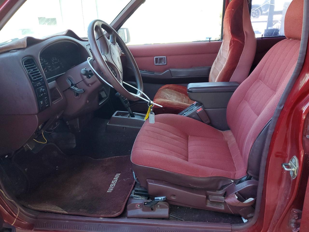 1994 Nissan Pathfinder Xe Red vin: JN8HD17S3RW215326
