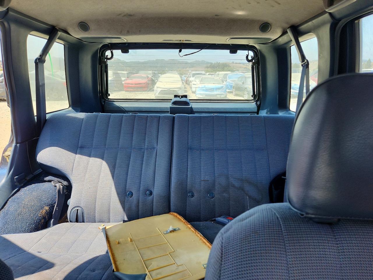 1995 Nissan Pathfinder Xe Blue vin: JN8HD17S5SW022858