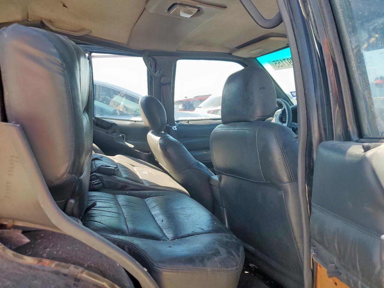 1995 Nissan Pathfinder Xe Black vin: JN8HD17S5SW089007