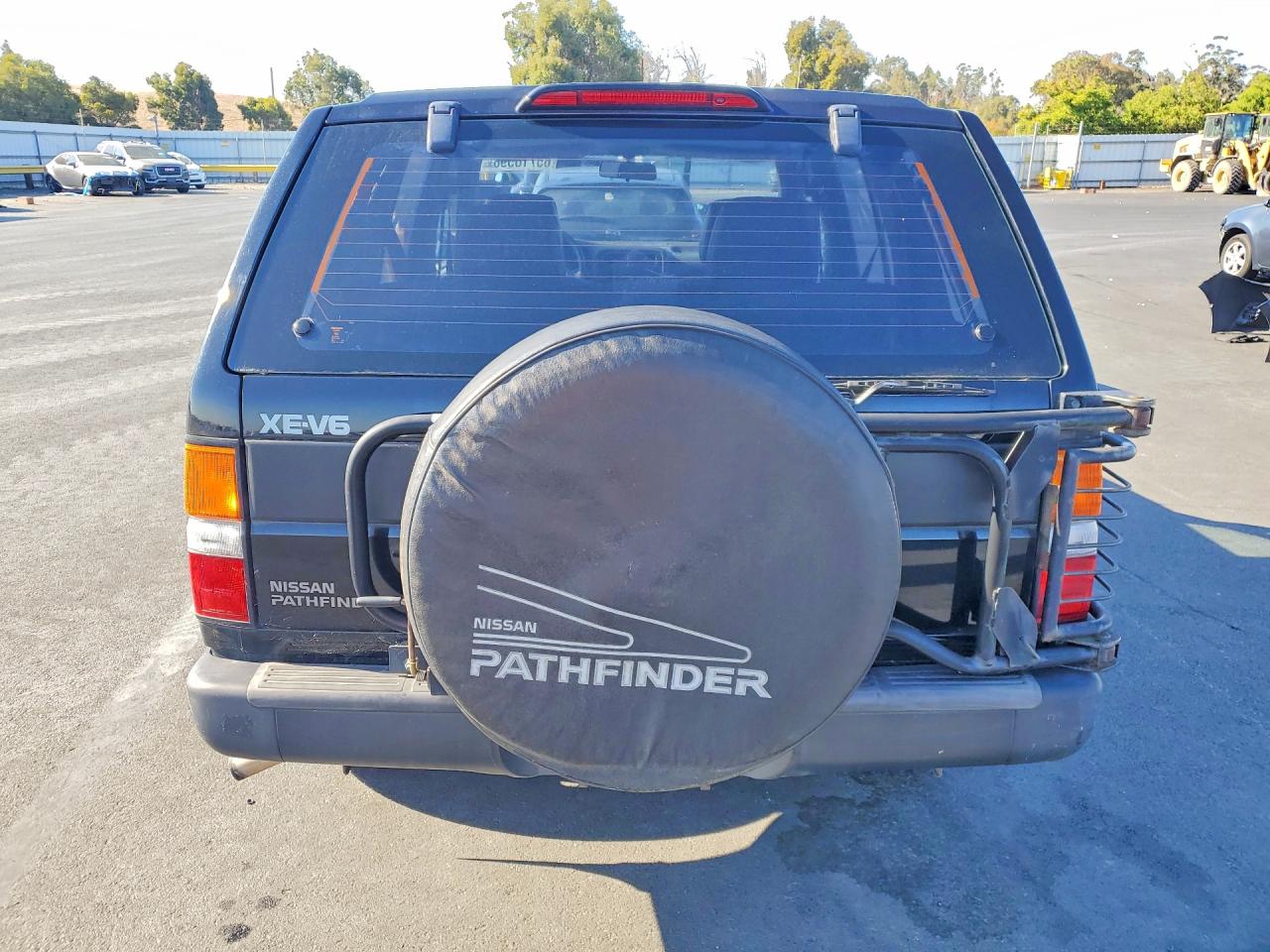 1994 Nissan Pathfinder Xe Black vin: JN8HD17S9RW231384