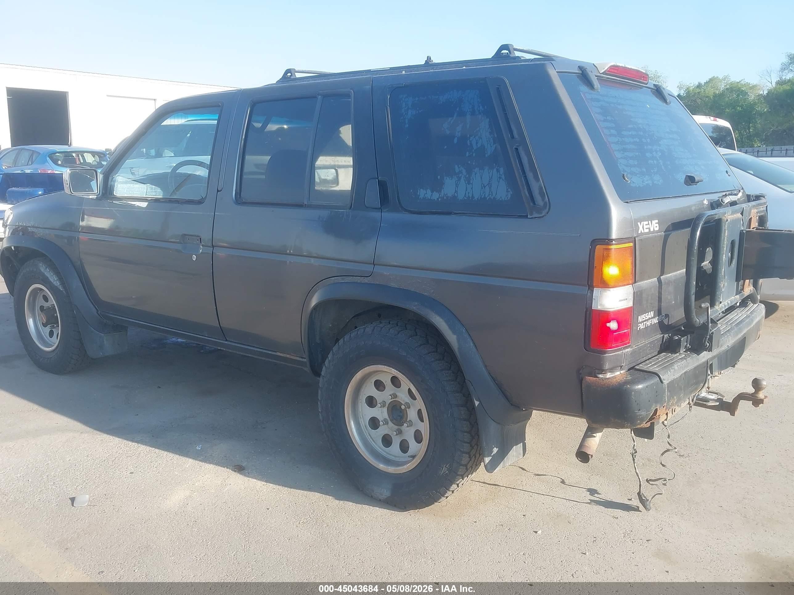 1995 Nissan Pathfinder Le/se/xe Gray vin: JN8HD17Y2SW040996