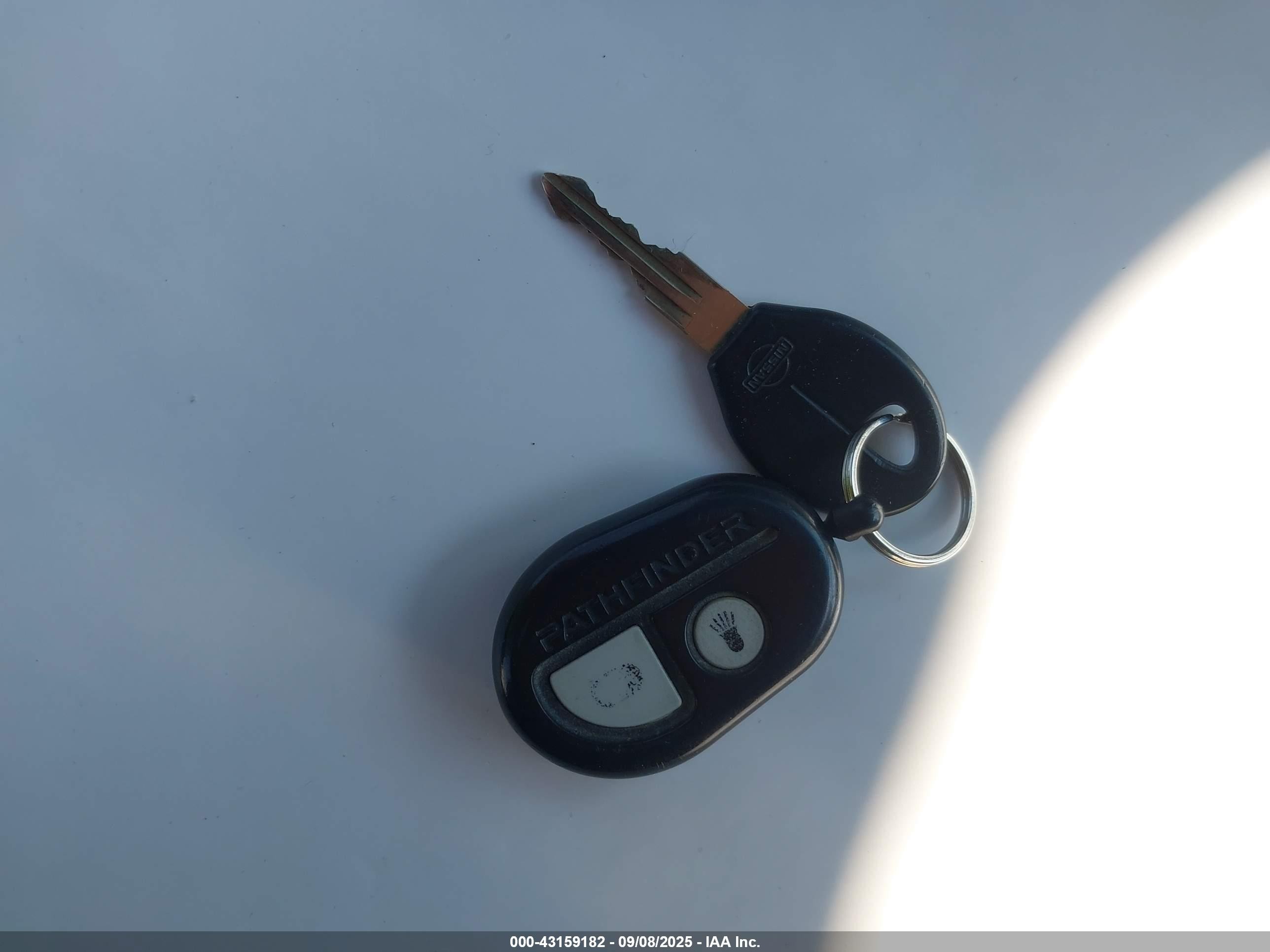 1995 Nissan Pathfinder Le/se/xe Brown vin: JN8HD17Y2SW046491