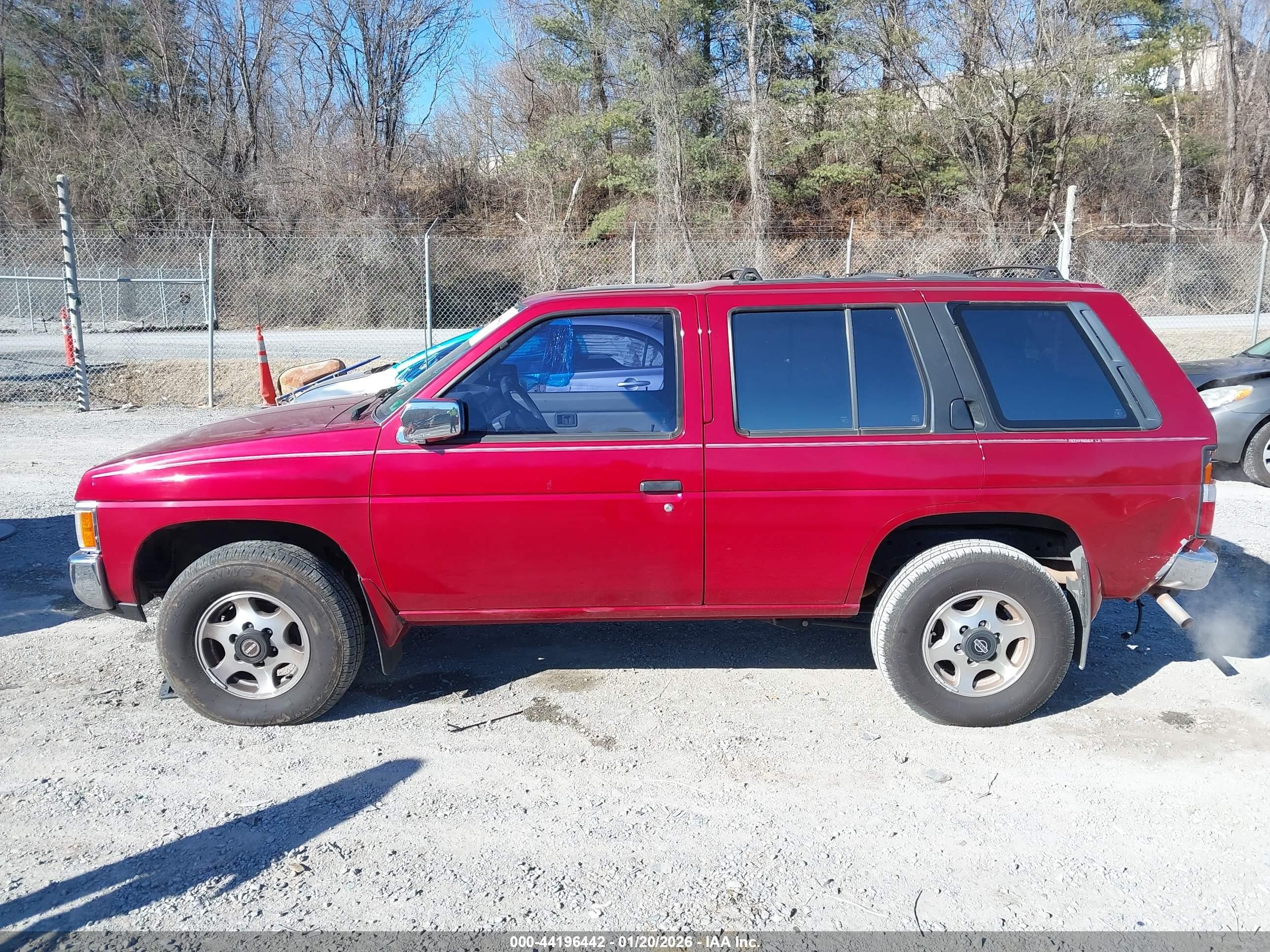 1995 Nissan Pathfinder Le/se/xe Burgundy vin: JN8HD17Y2SW067096