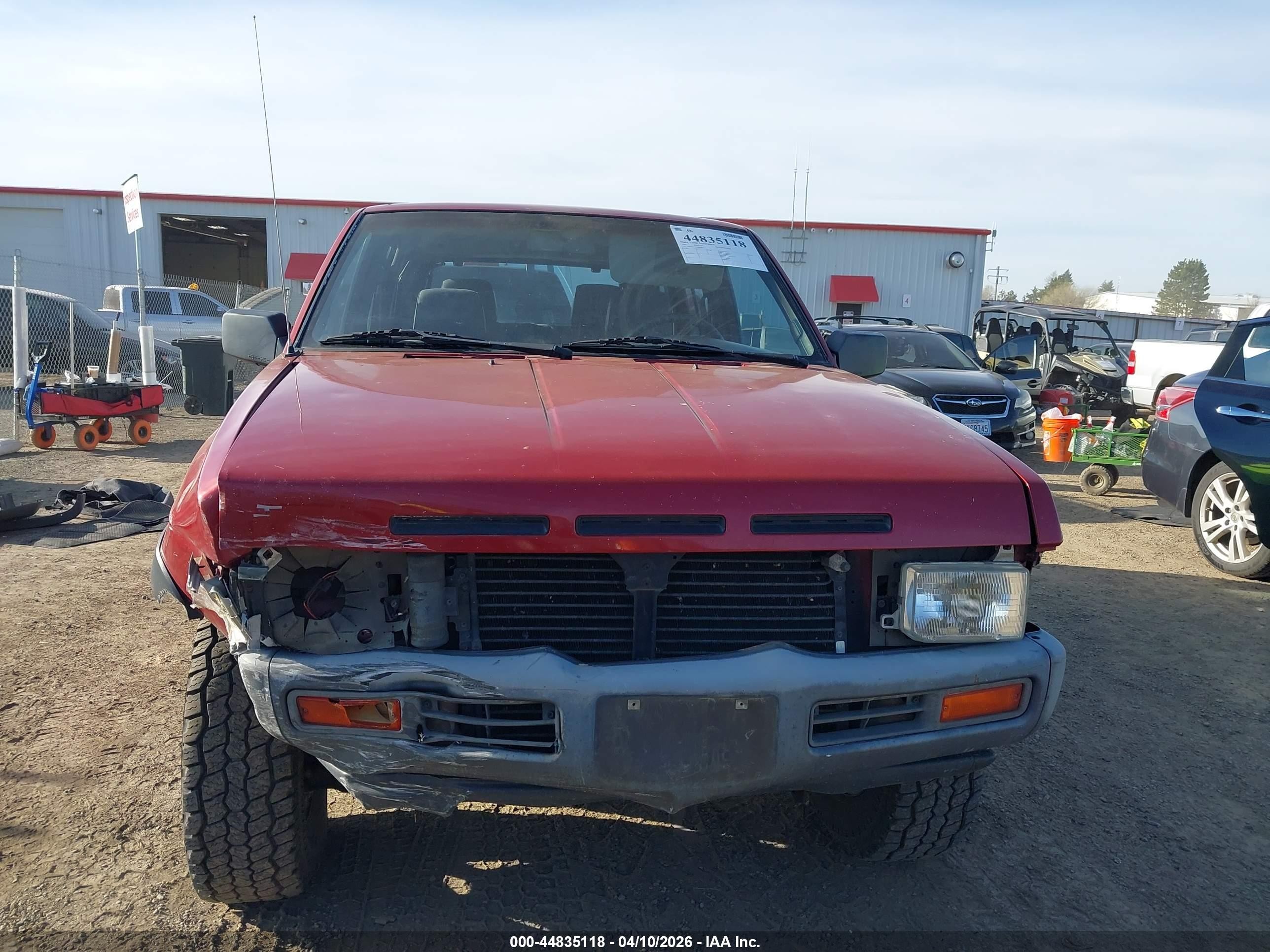 1995 Nissan Pathfinder Le/se/xe Red vin: JN8HD17Y2SW099112