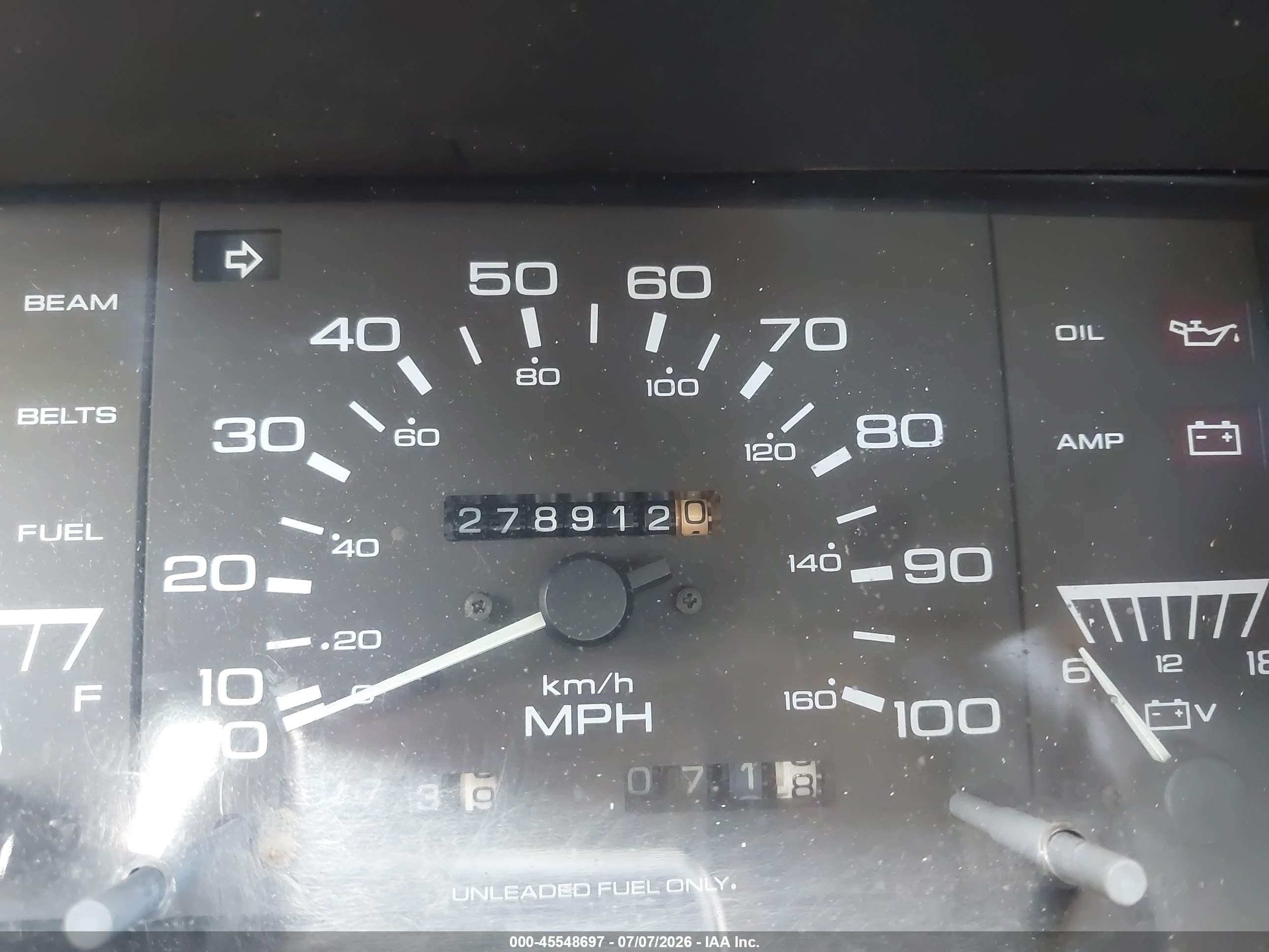 1990 Nissan Pathfinder   Бордовый vin: JN8HD17Y4LW207358