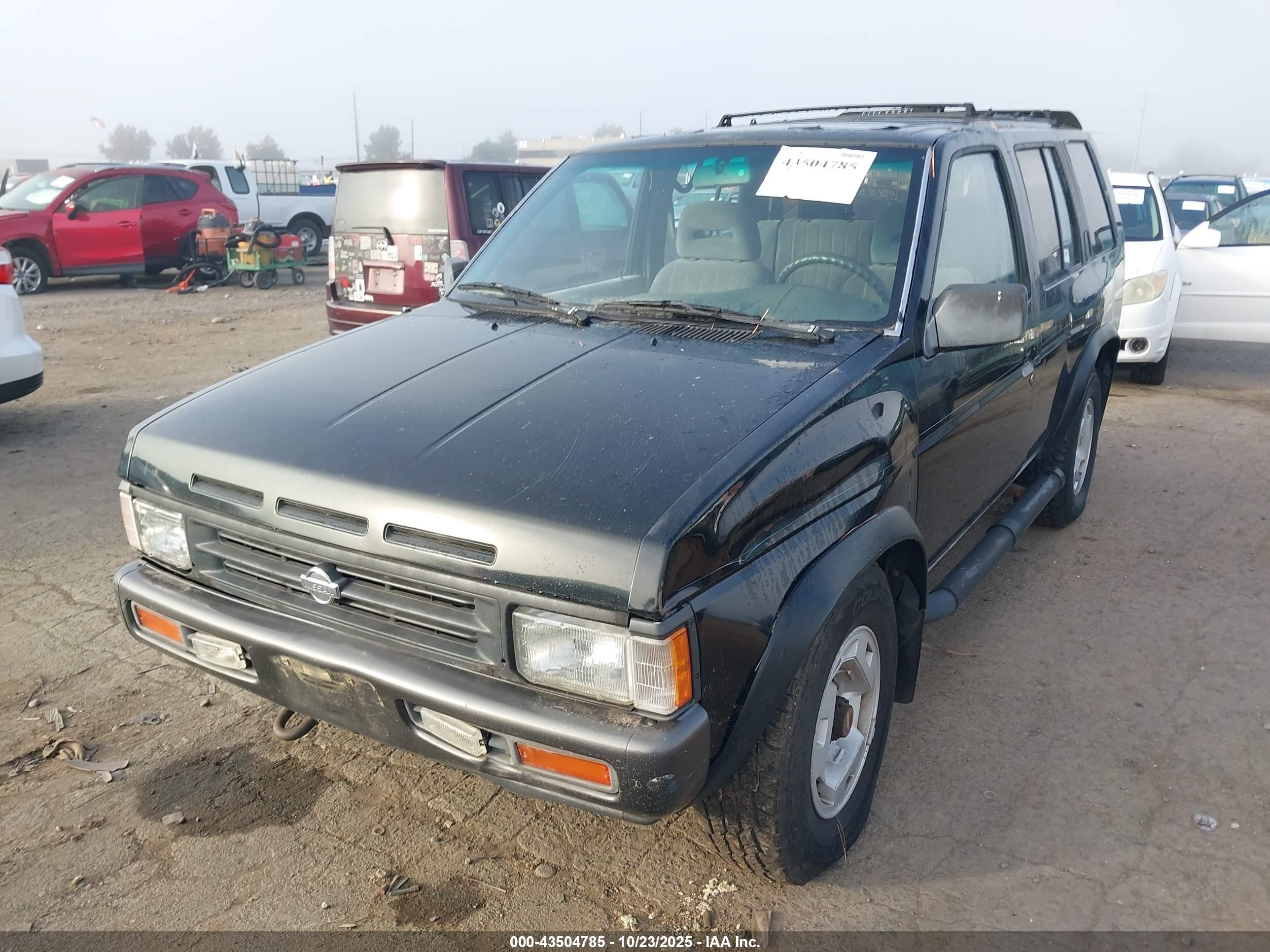 1995 Nissan Pathfinder Le/se/xe Black vin: JN8HD17Y4SW003173