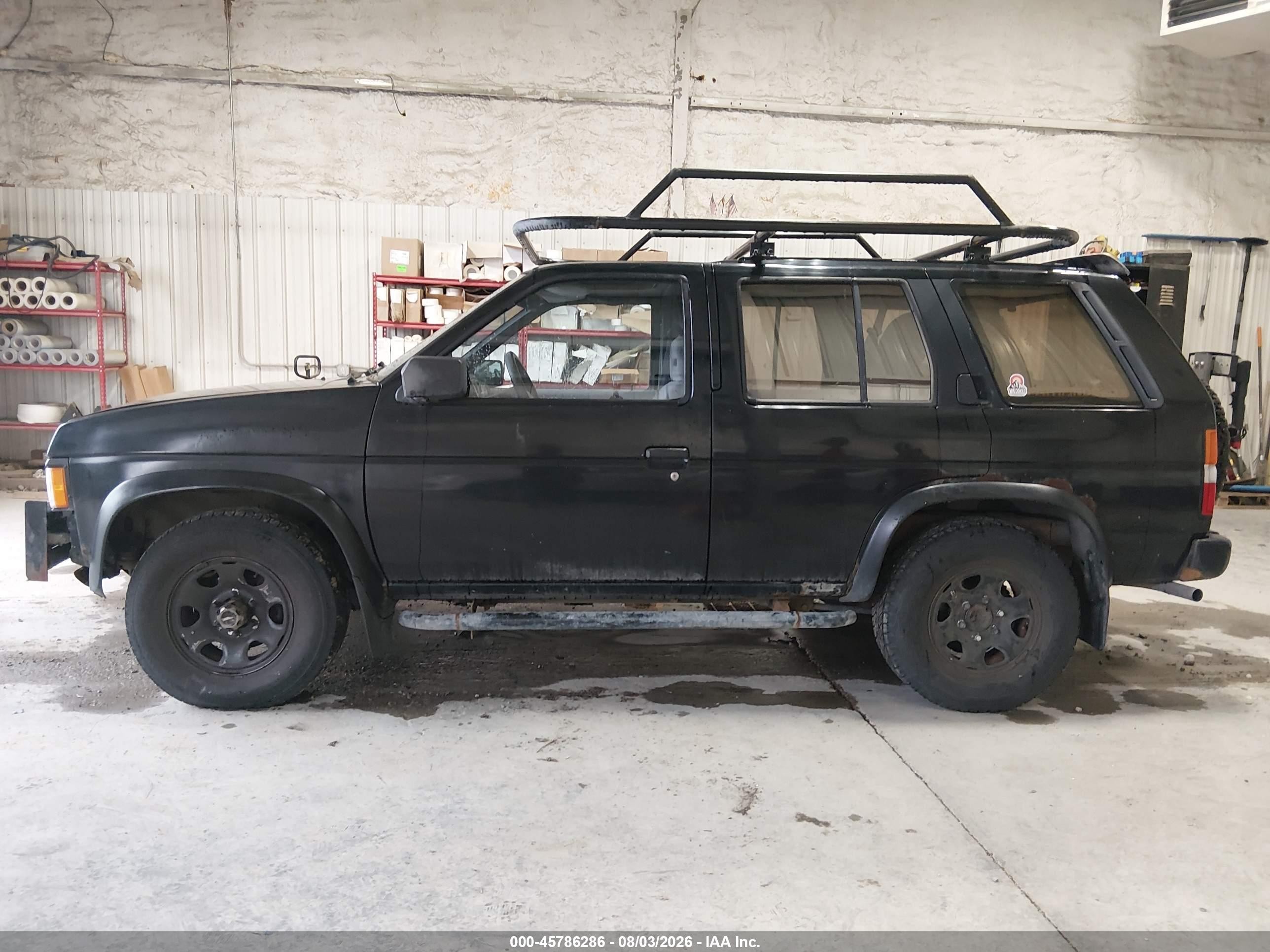 1995 Nissan Pathfinder Le/se/xe Black vin: JN8HD17Y4SW020698