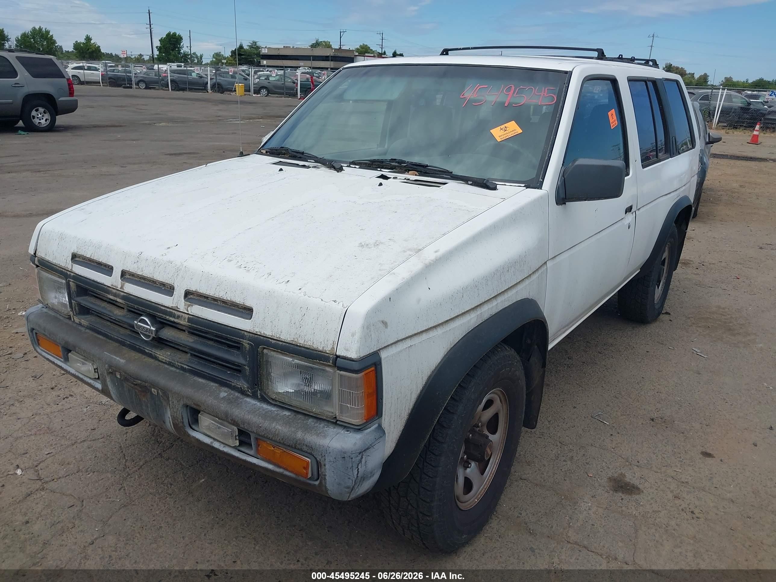 1995 Nissan Pathfinder Le/se/xe White vin: JN8HD17Y4SW104682