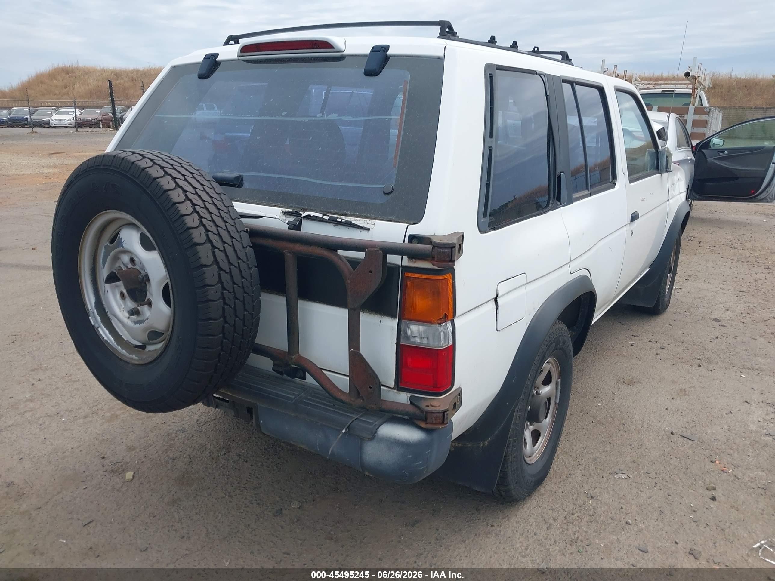 1995 Nissan Pathfinder Le/se/xe White vin: JN8HD17Y4SW104682