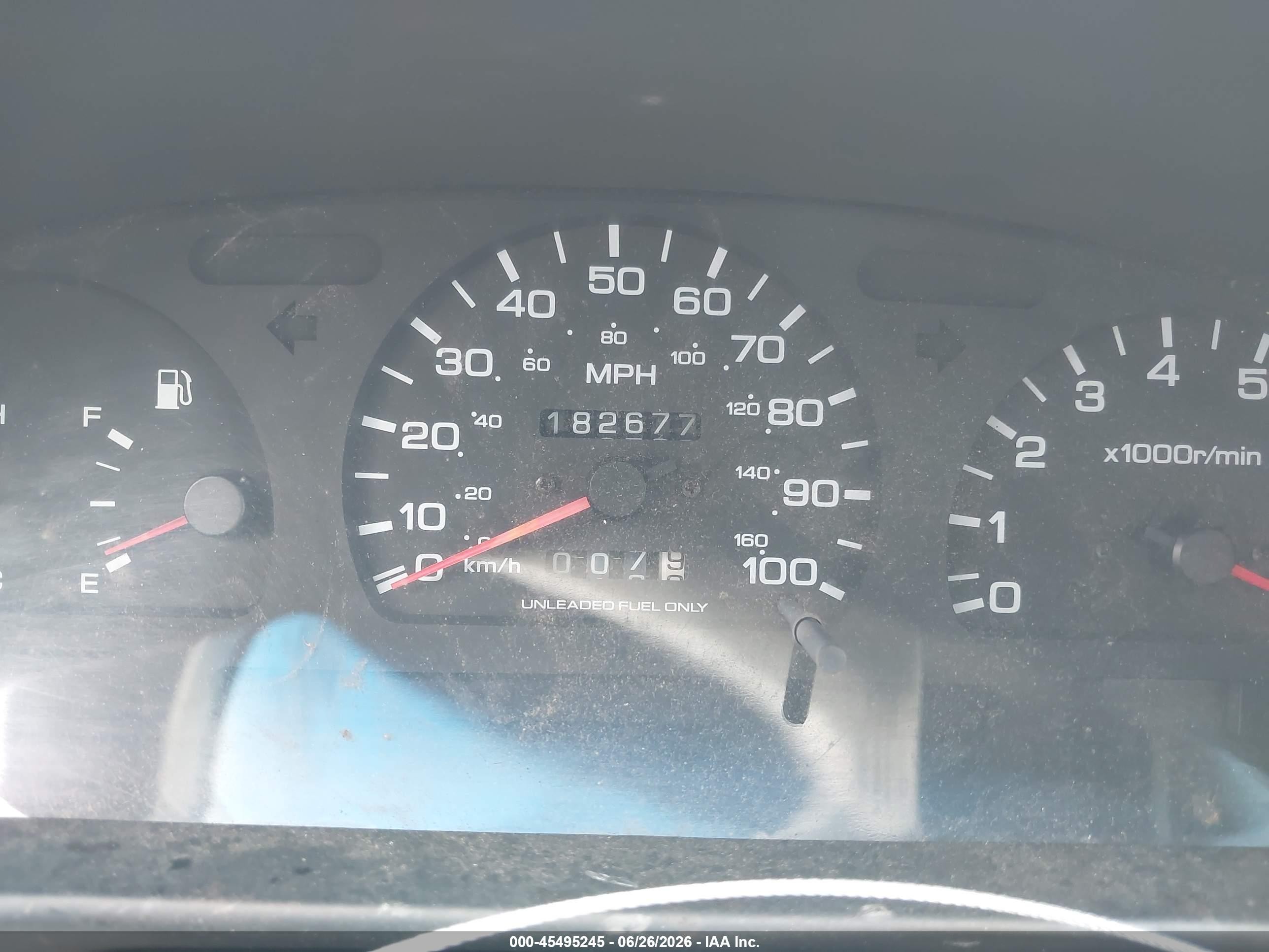 1995 Nissan Pathfinder Le/se/xe White vin: JN8HD17Y4SW104682