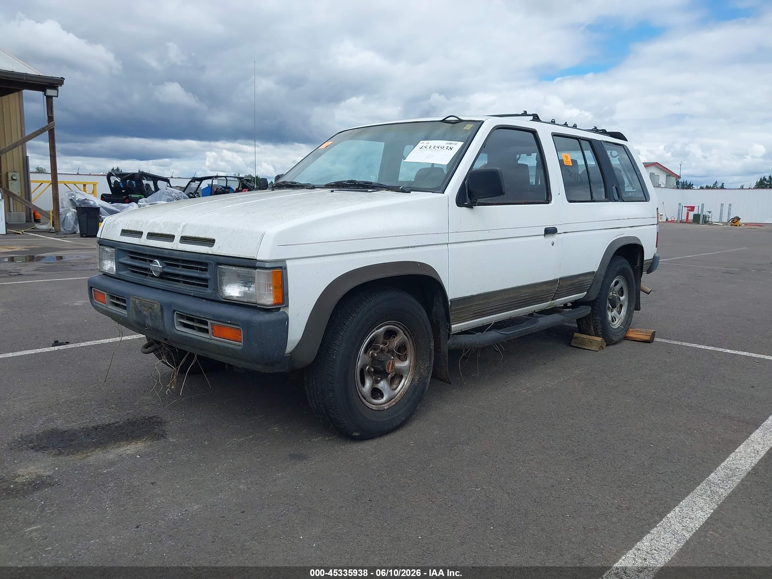 1993 Nissan Pathfinder Xe/se White vin: JN8HD17Y5PW104276