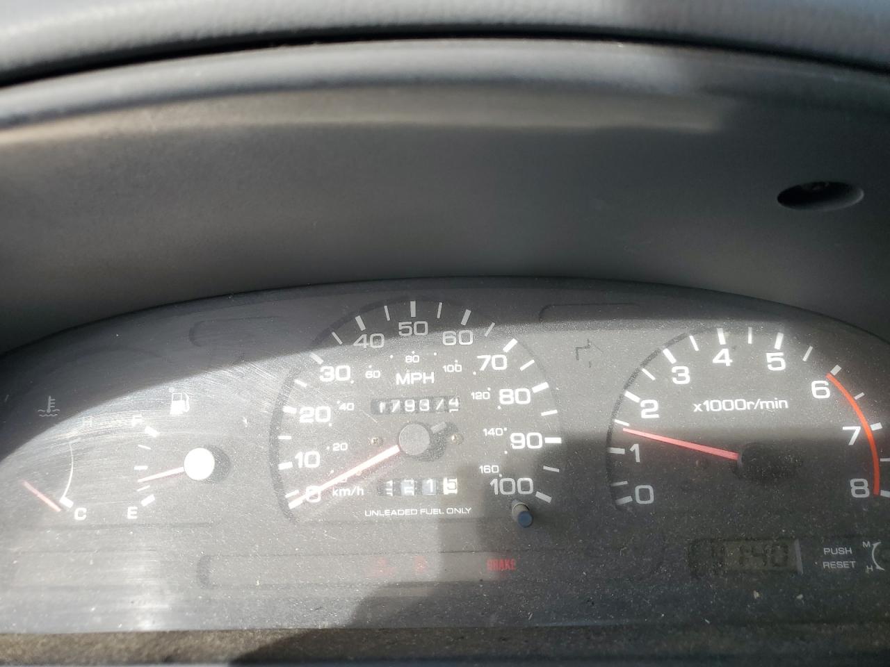 1995 Nissan Pathfinder Le Beige vin: JN8HD17Y5SW010777