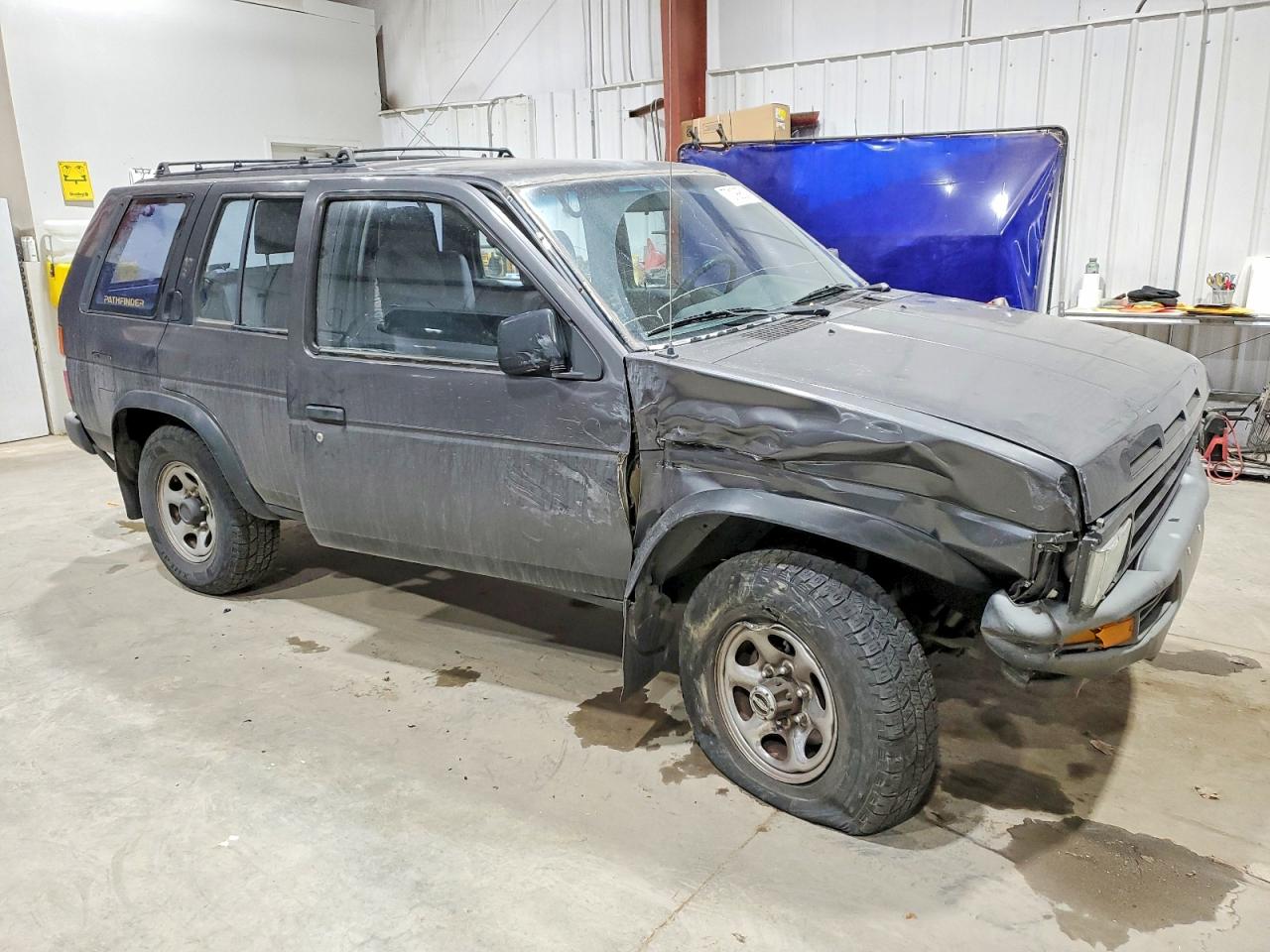1994 Nissan Pathfinder Le Gray vin: JN8HD17Y8RW214113