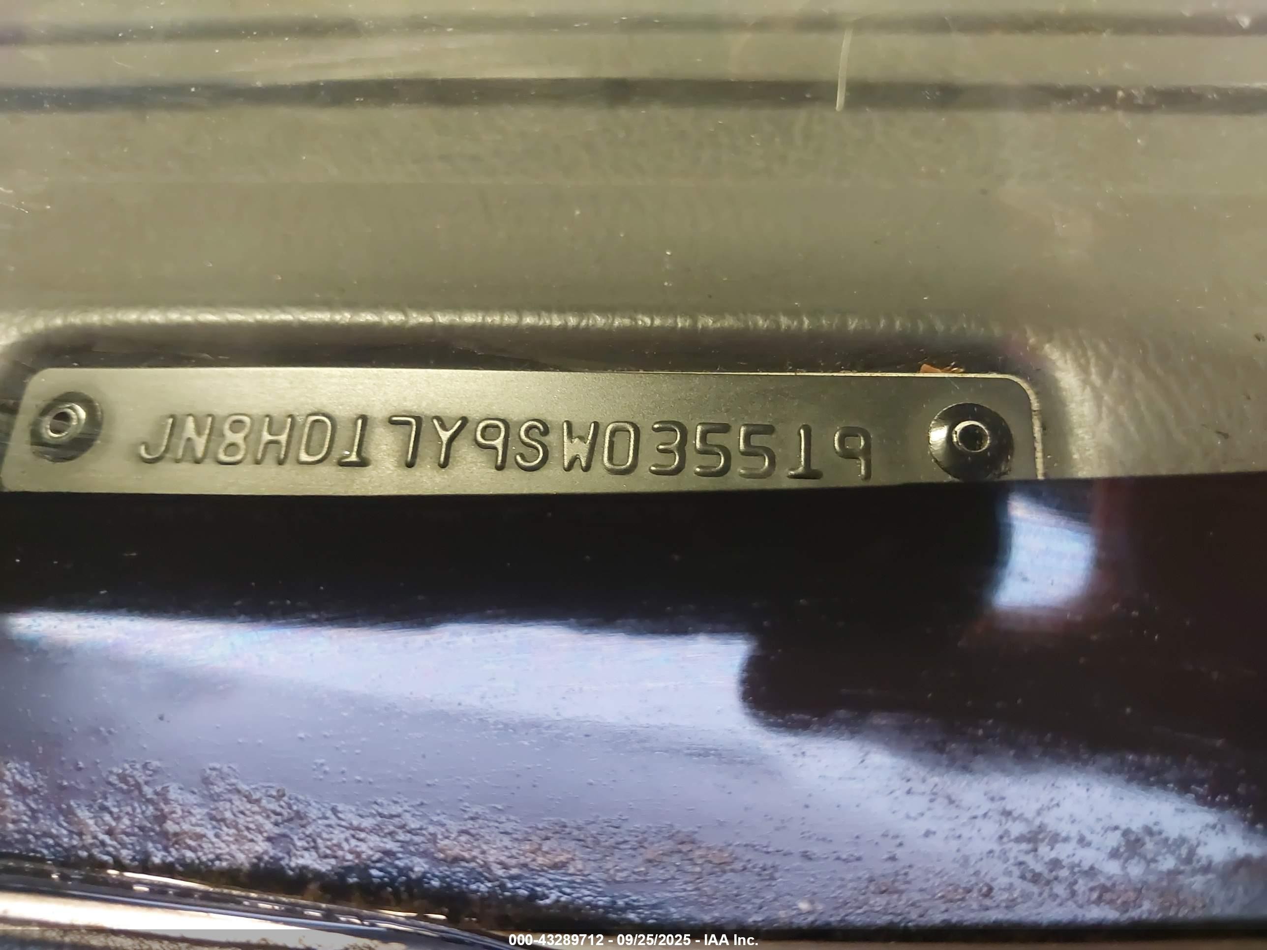1995 Nissan Pathfinder Le/se/xe Red vin: JN8HD17Y9SW035519