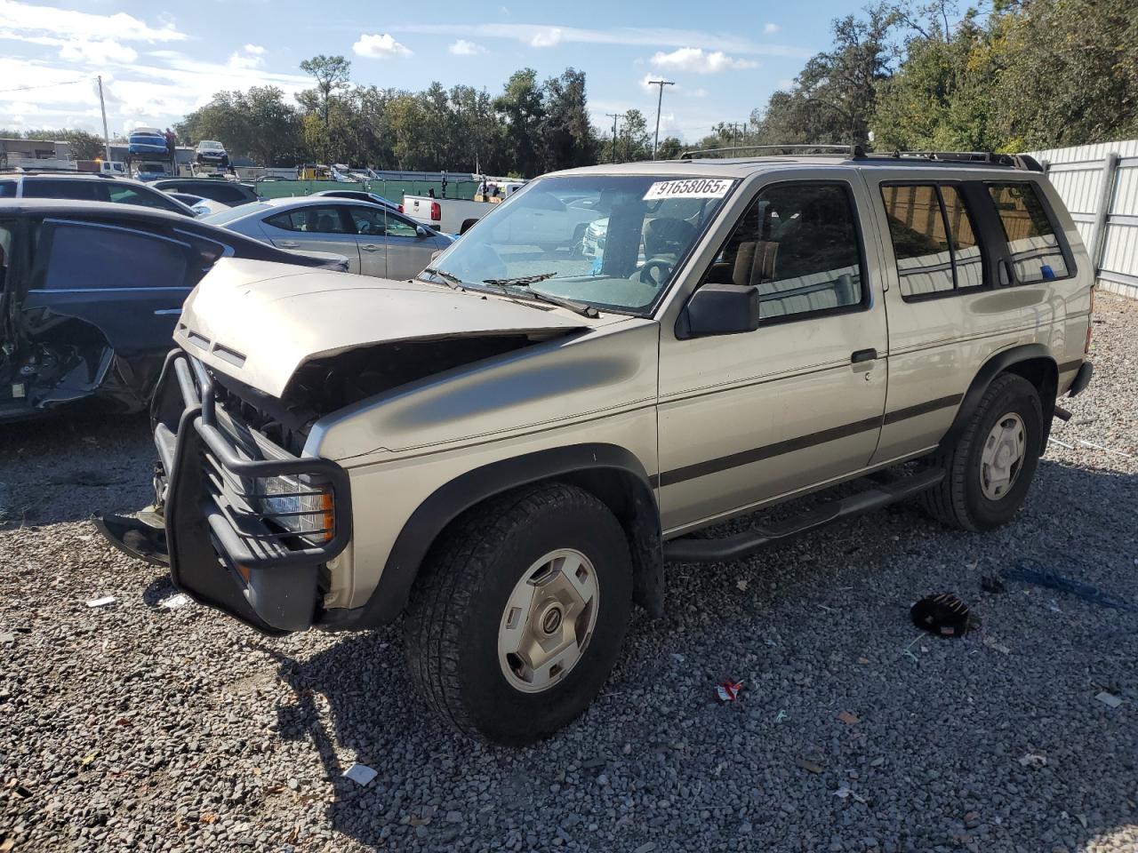 1995 Nissan Pathfinder Le Silver vin: JN8HD17Y9SW054099