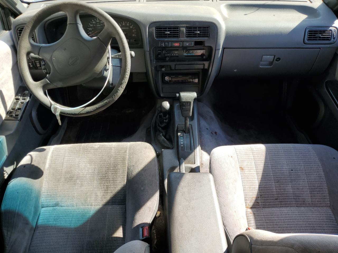 1995 Nissan Pathfinder Le Silver vin: JN8HD17Y9SW054099