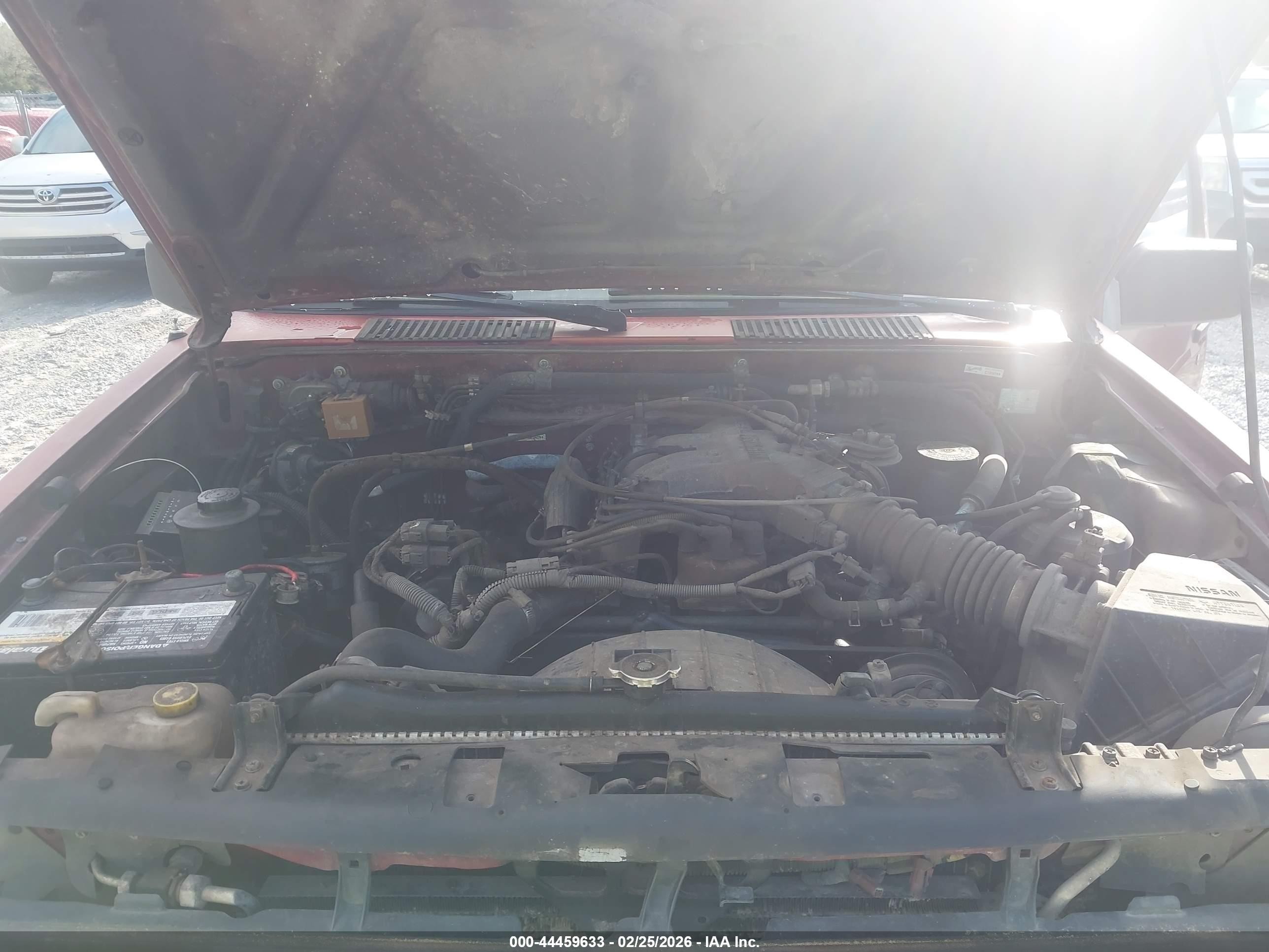 1995 Nissan Pathfinder Le/se/xe Red vin: JN8HD17Y9SW063790
