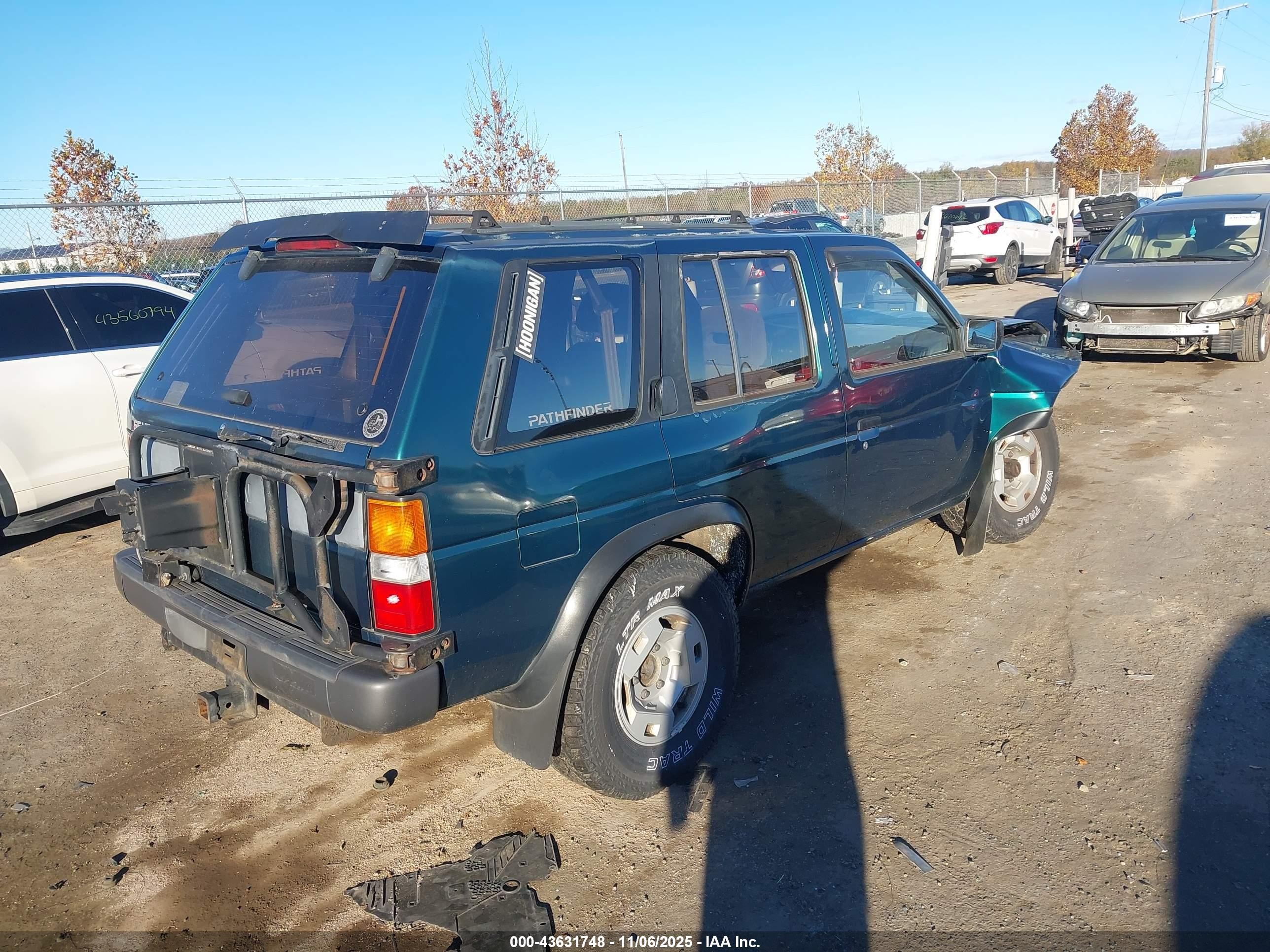 1995 Nissan Pathfinder Le/se/xe Green vin: JN8HD17YXSW067301