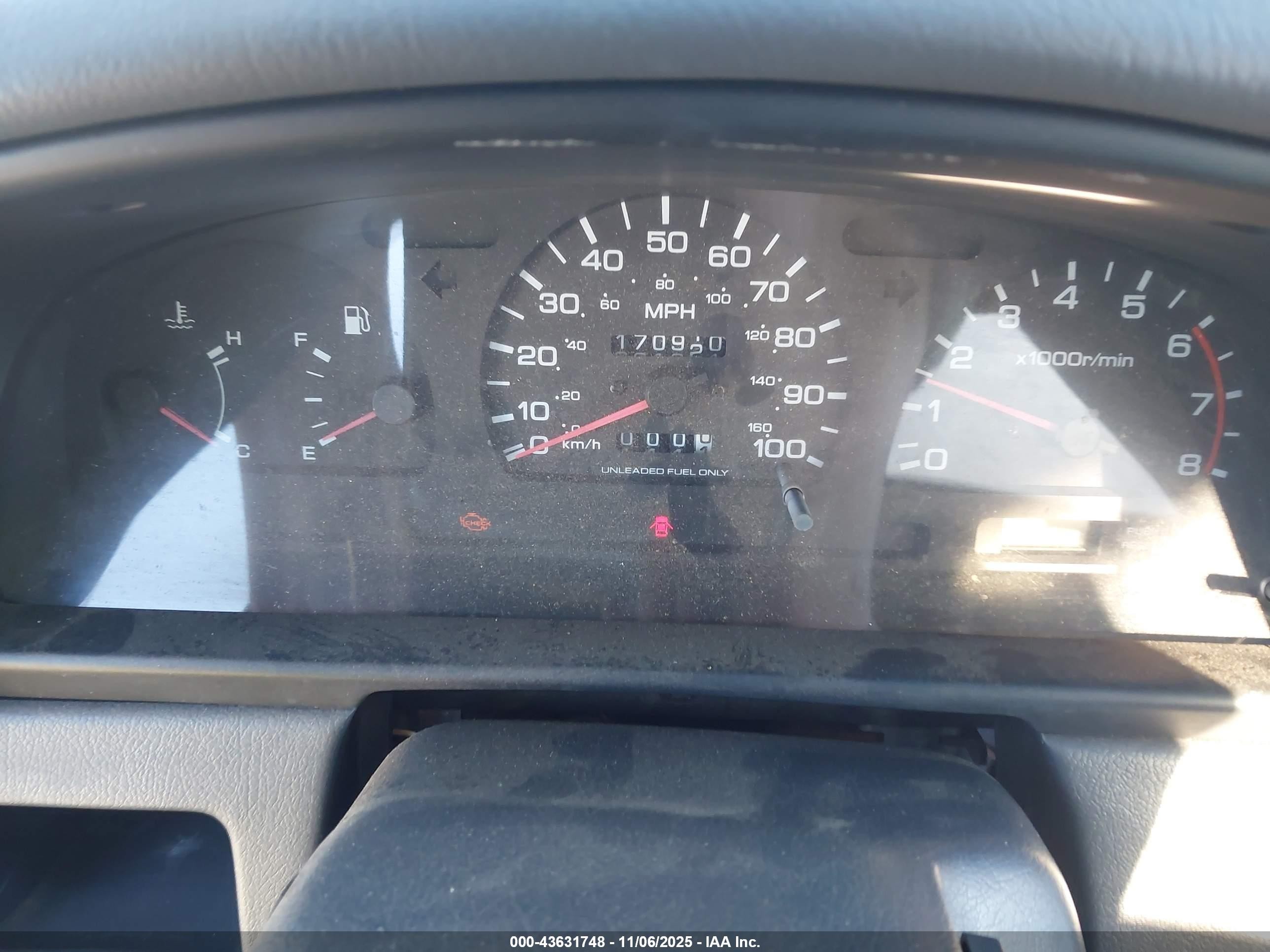 1995 Nissan Pathfinder Le/se/xe Green vin: JN8HD17YXSW067301