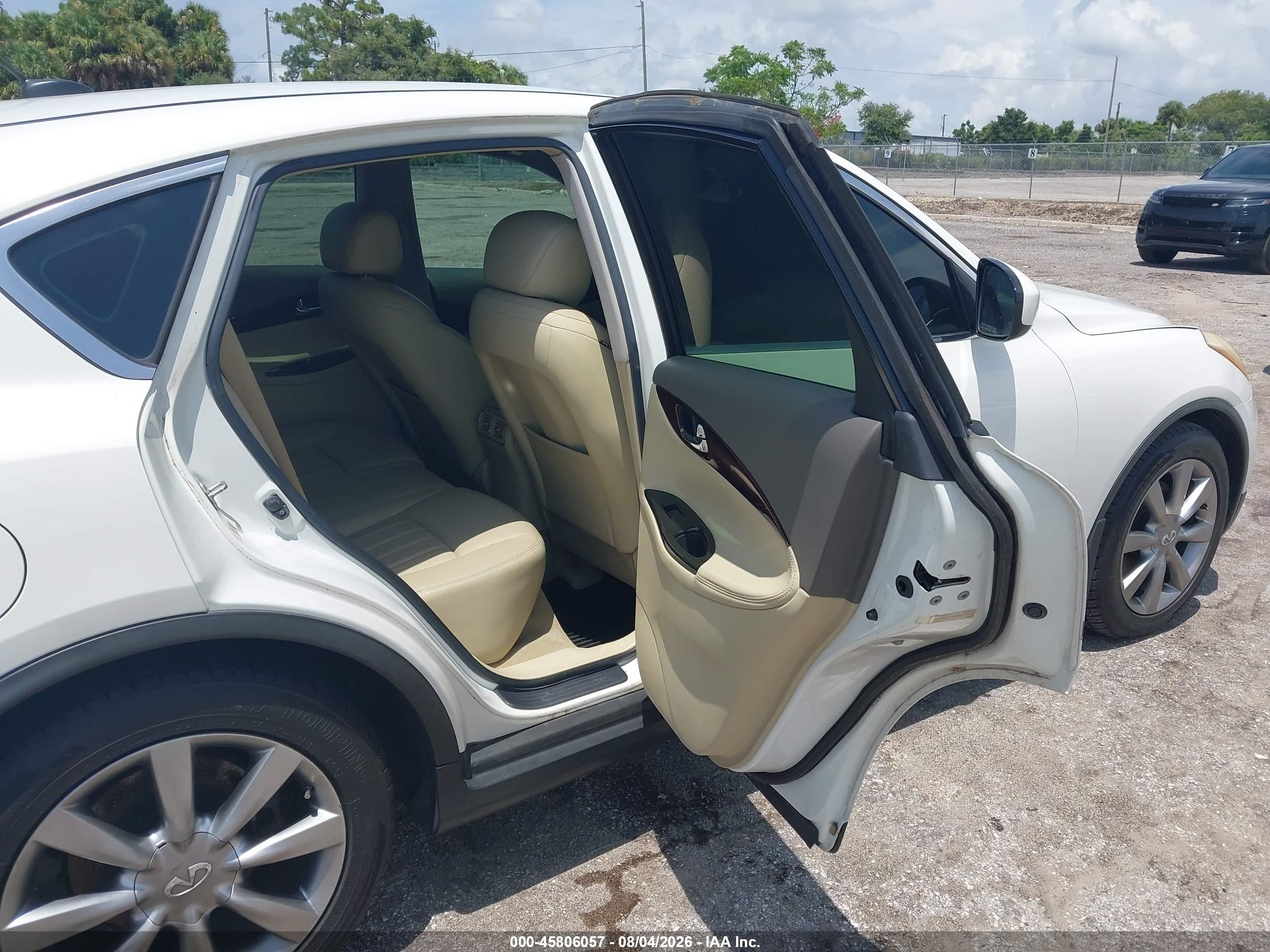 2008 Infiniti Ex35 Journey White vin: JNKAJ09EX8M301717