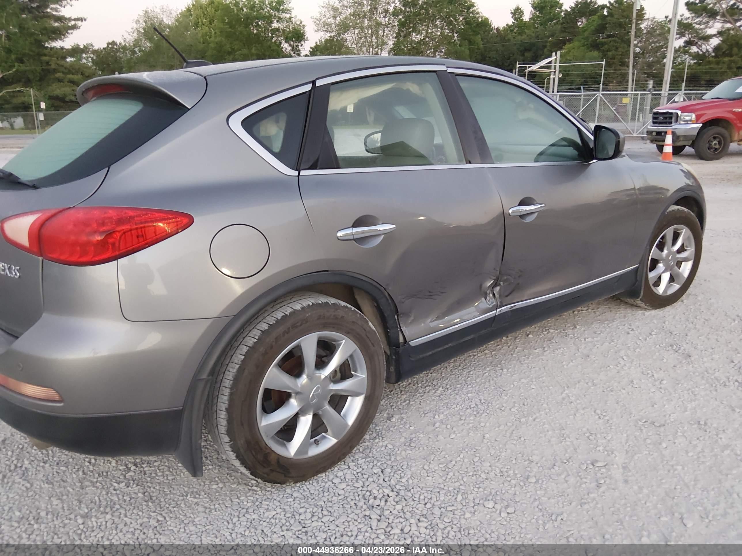 2008 Infiniti Ex35 Journey Gray vin: JNKAJ09F18M353570