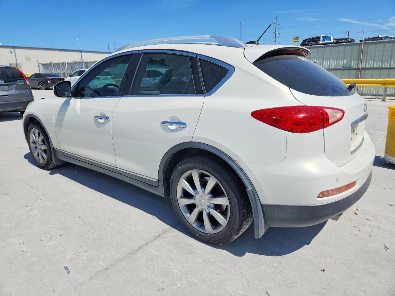 2008 Infiniti Ex35 Base White vin: JNKAJ09F28M359250