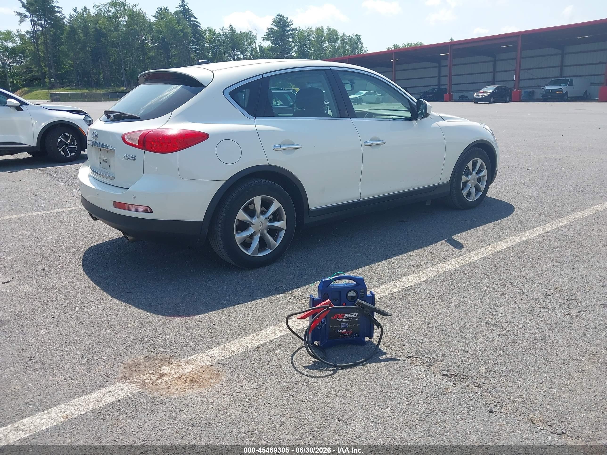2008 Infiniti Ex35 Journey White vin: JNKAJ09F78M350544