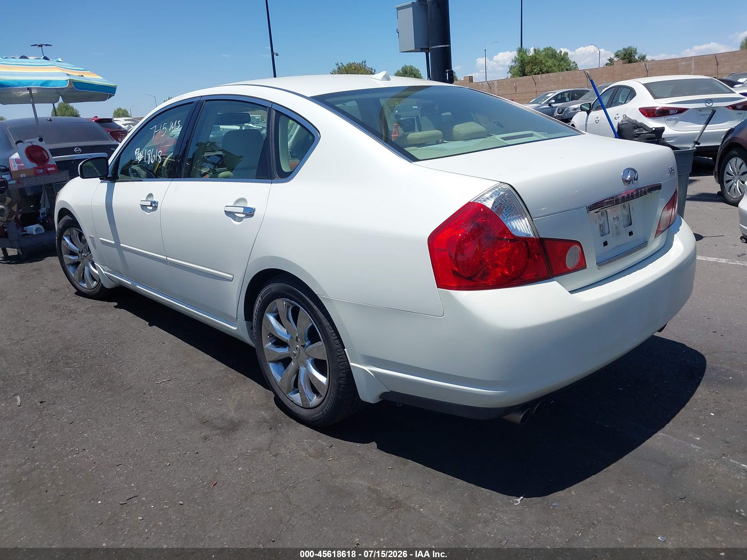 2007 Infiniti M35   White vin: JNKAY01E07M307483