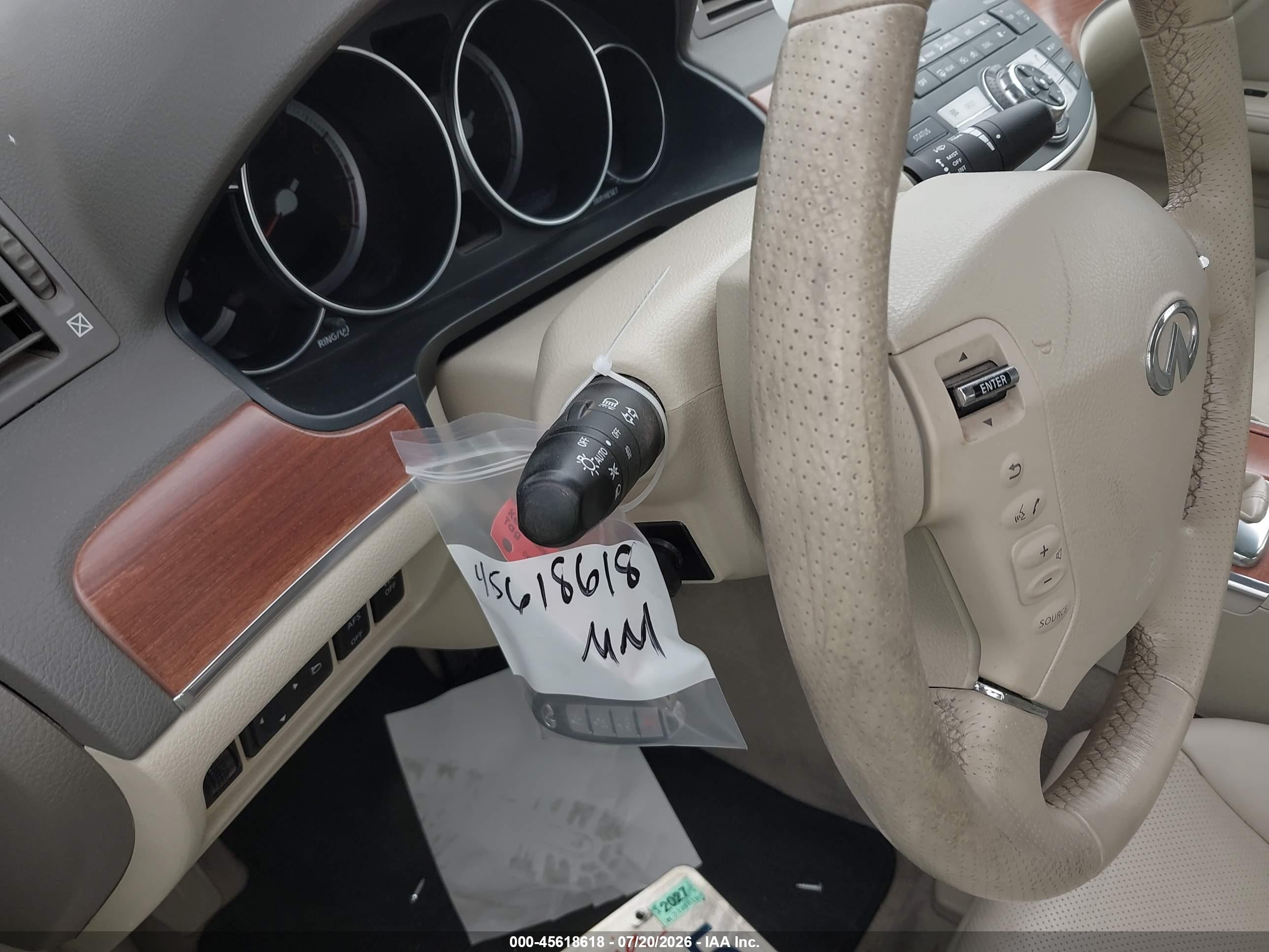 2007 Infiniti M35   White vin: JNKAY01E07M307483