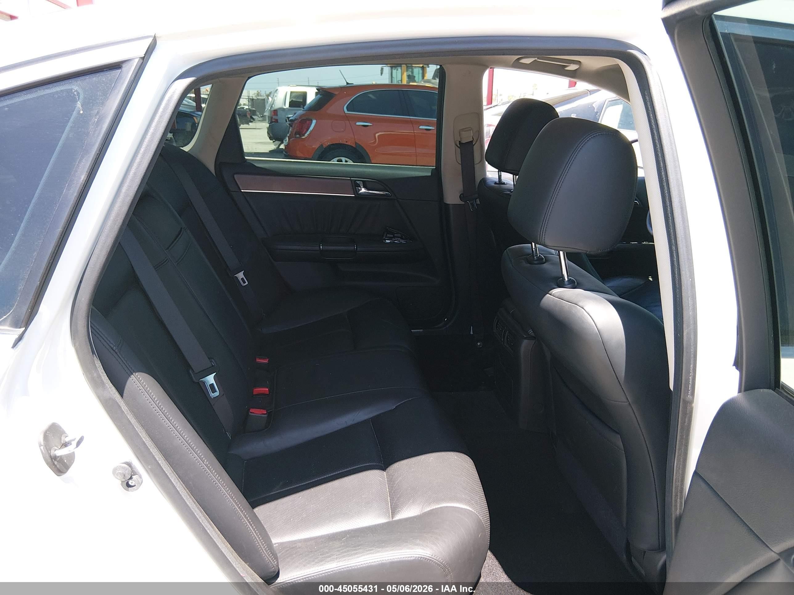 2008 Infiniti M35   Белый vin: JNKAY01E08M607977