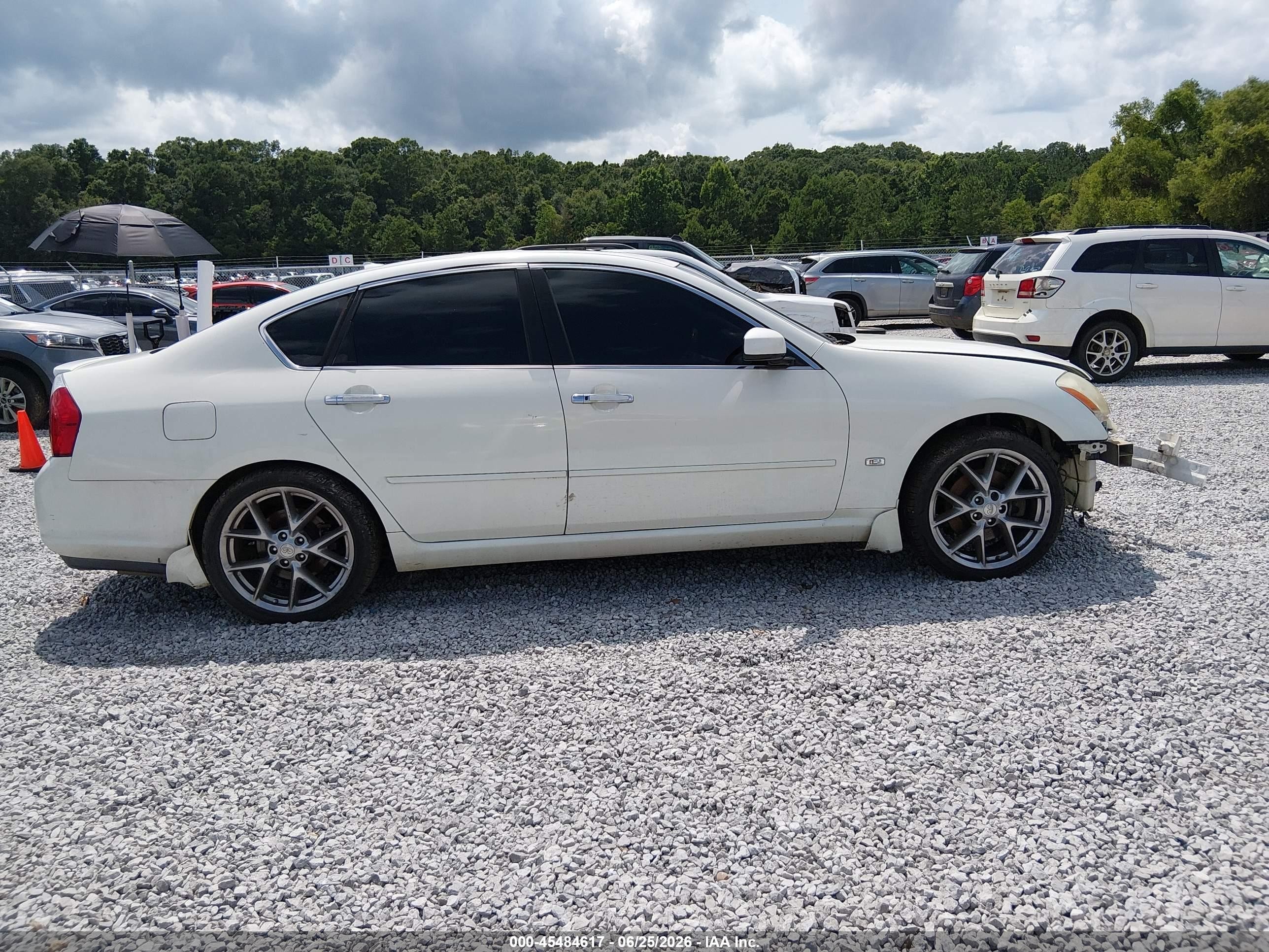2007 Infiniti M35   White vin: JNKAY01E17M309551