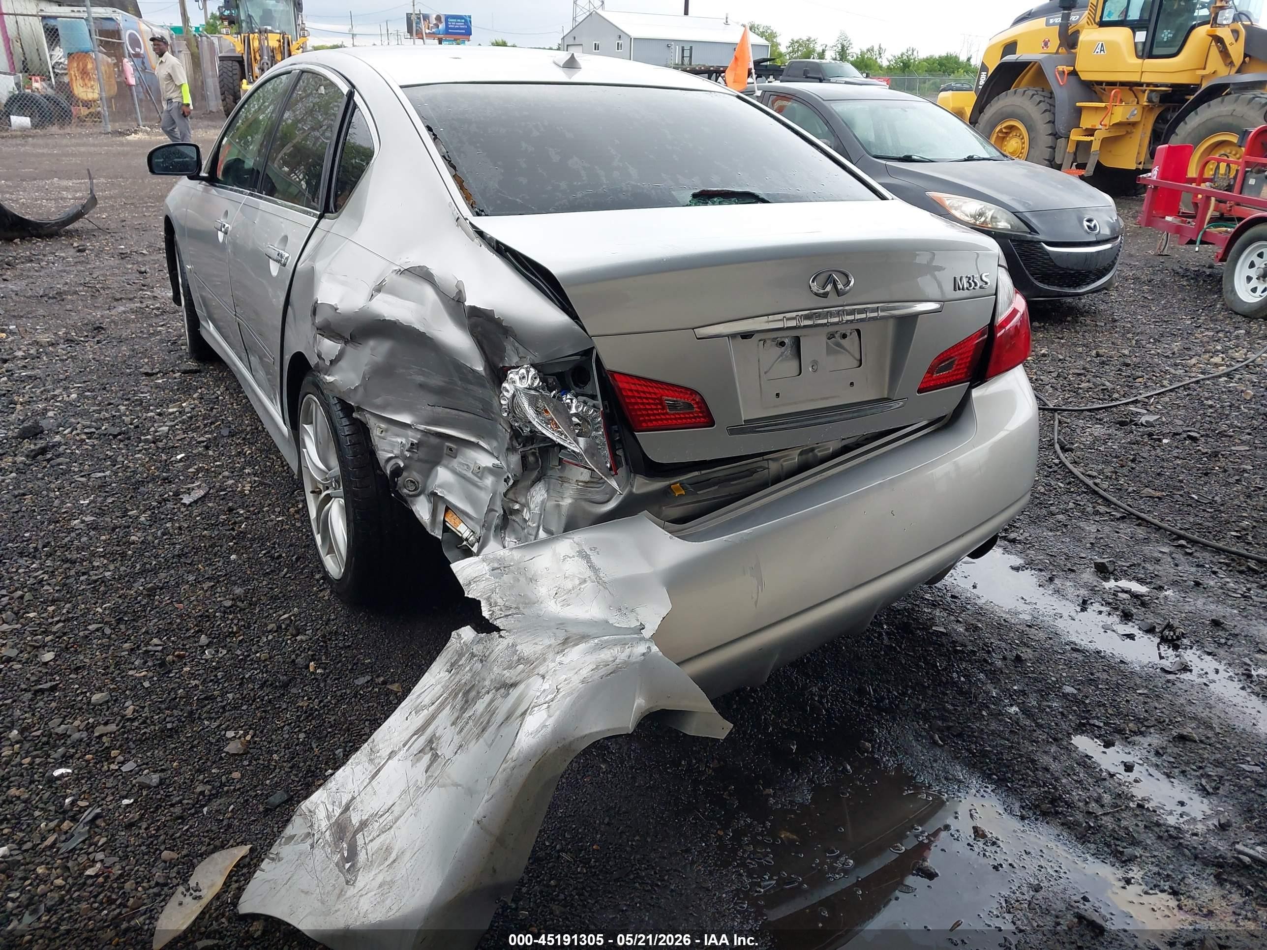 2008 Infiniti M35   Серебряный vin: JNKAY01E28M607625